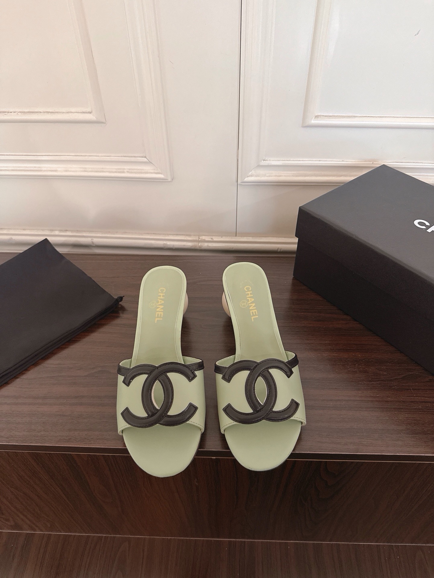 Chanel Slides