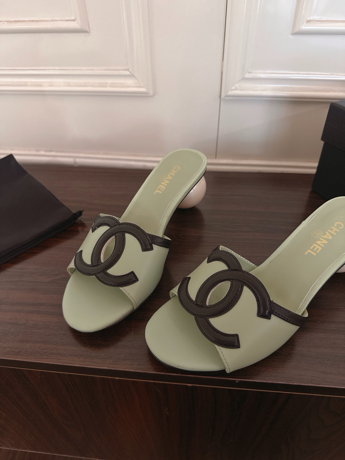 Chanel Slides
