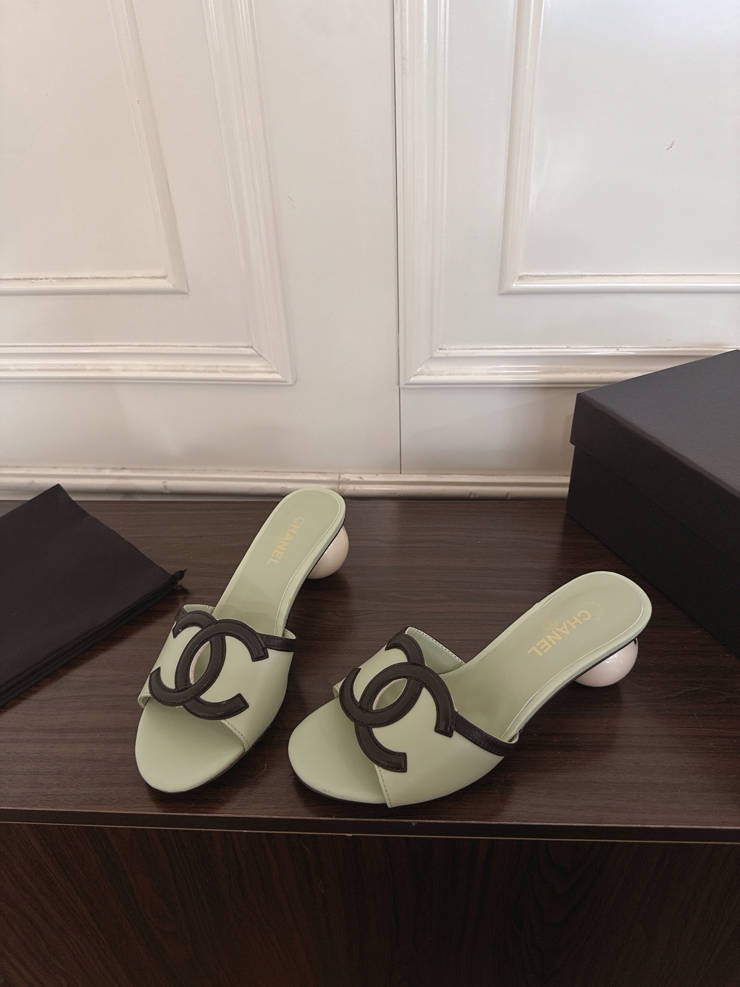 Chanel Slides