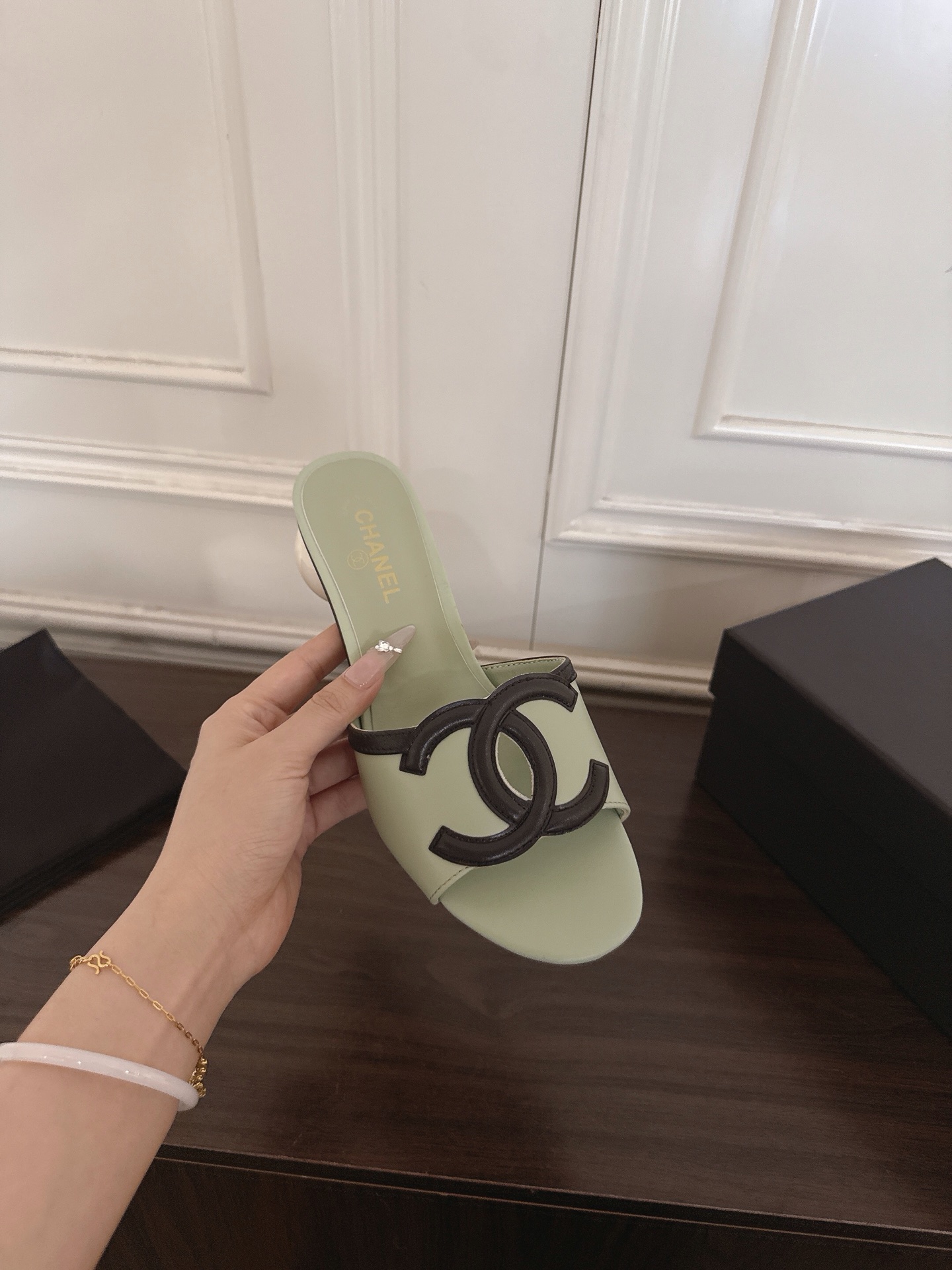 Chanel Slides