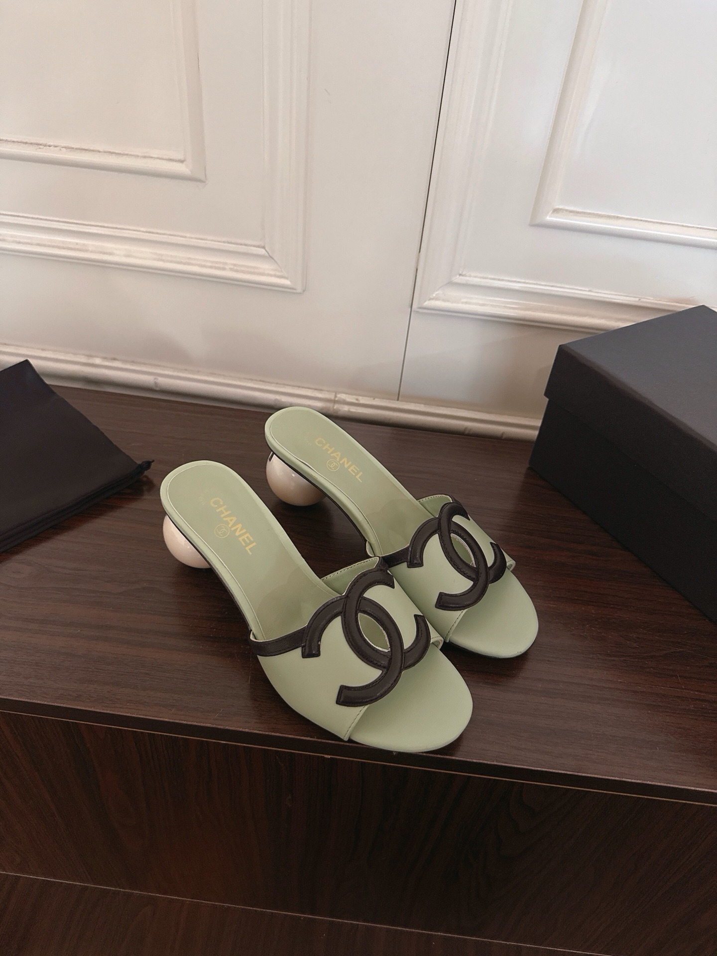 Chanel Slides