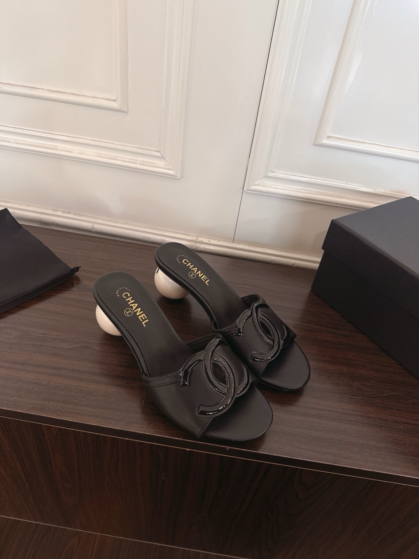 Chanel Slides