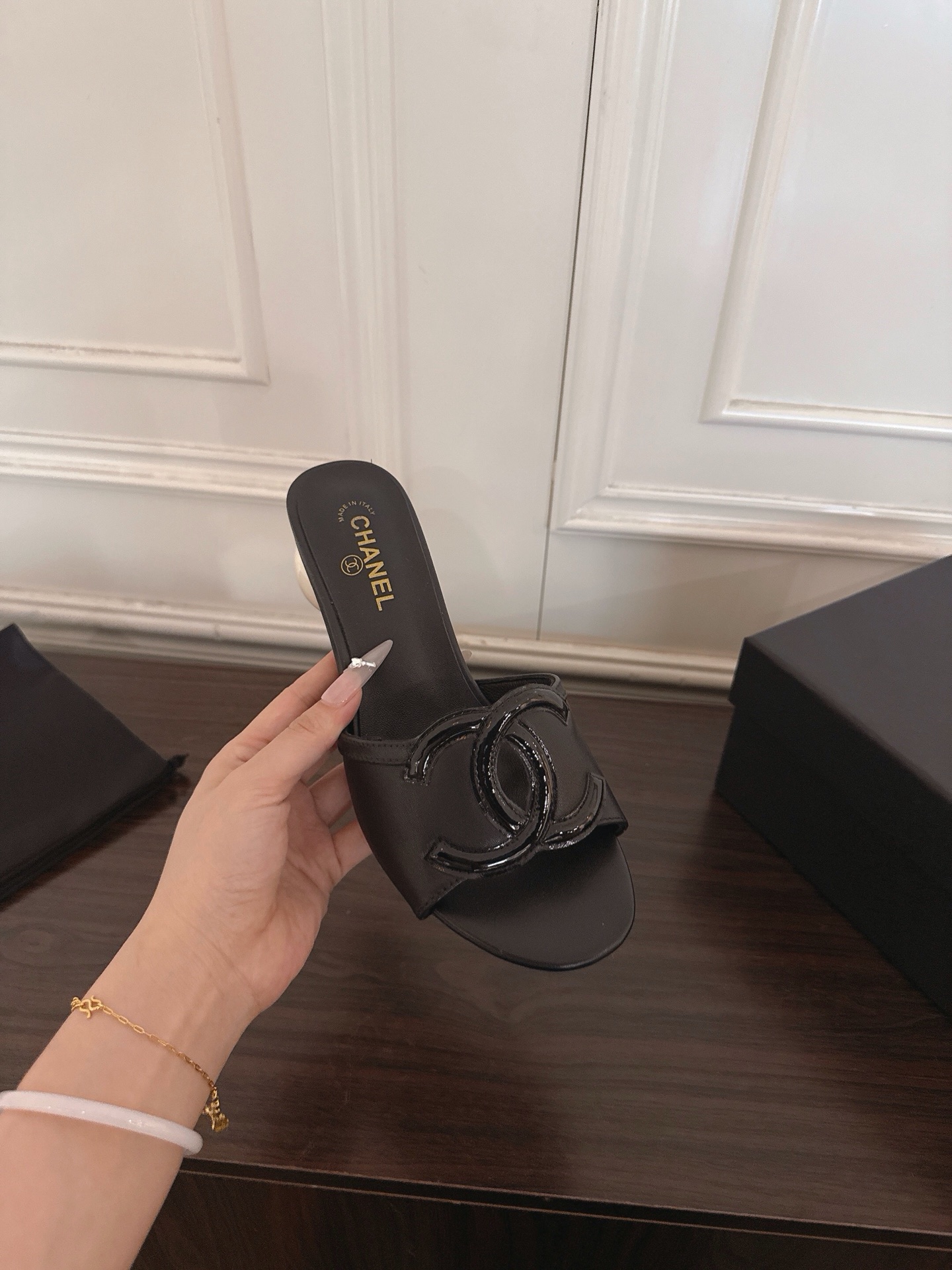Chanel Slides