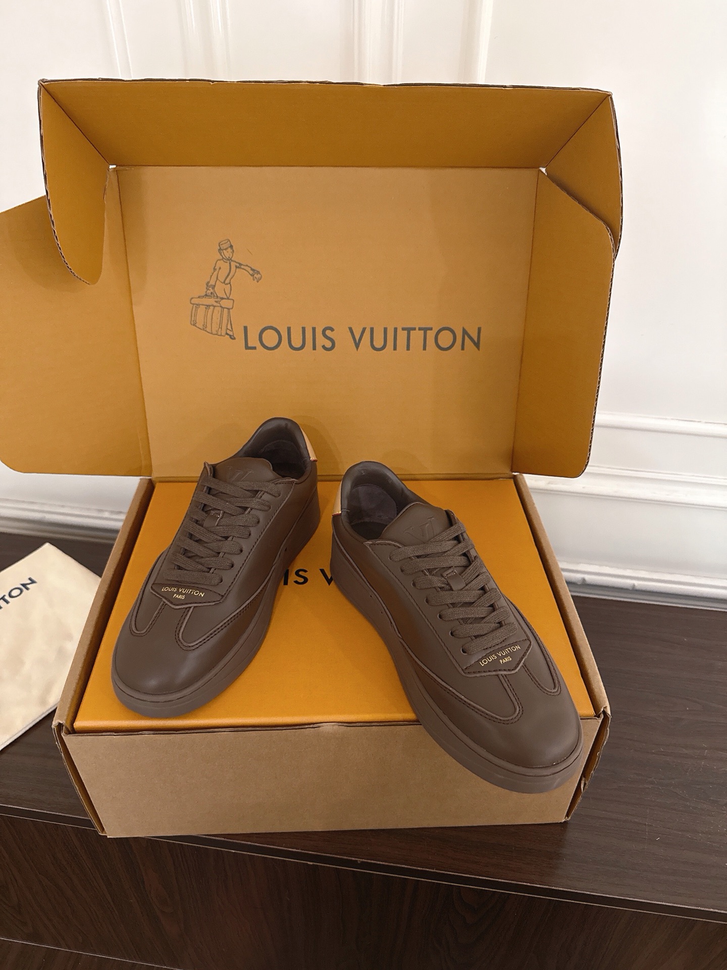 Louis Vuitton Sneakers