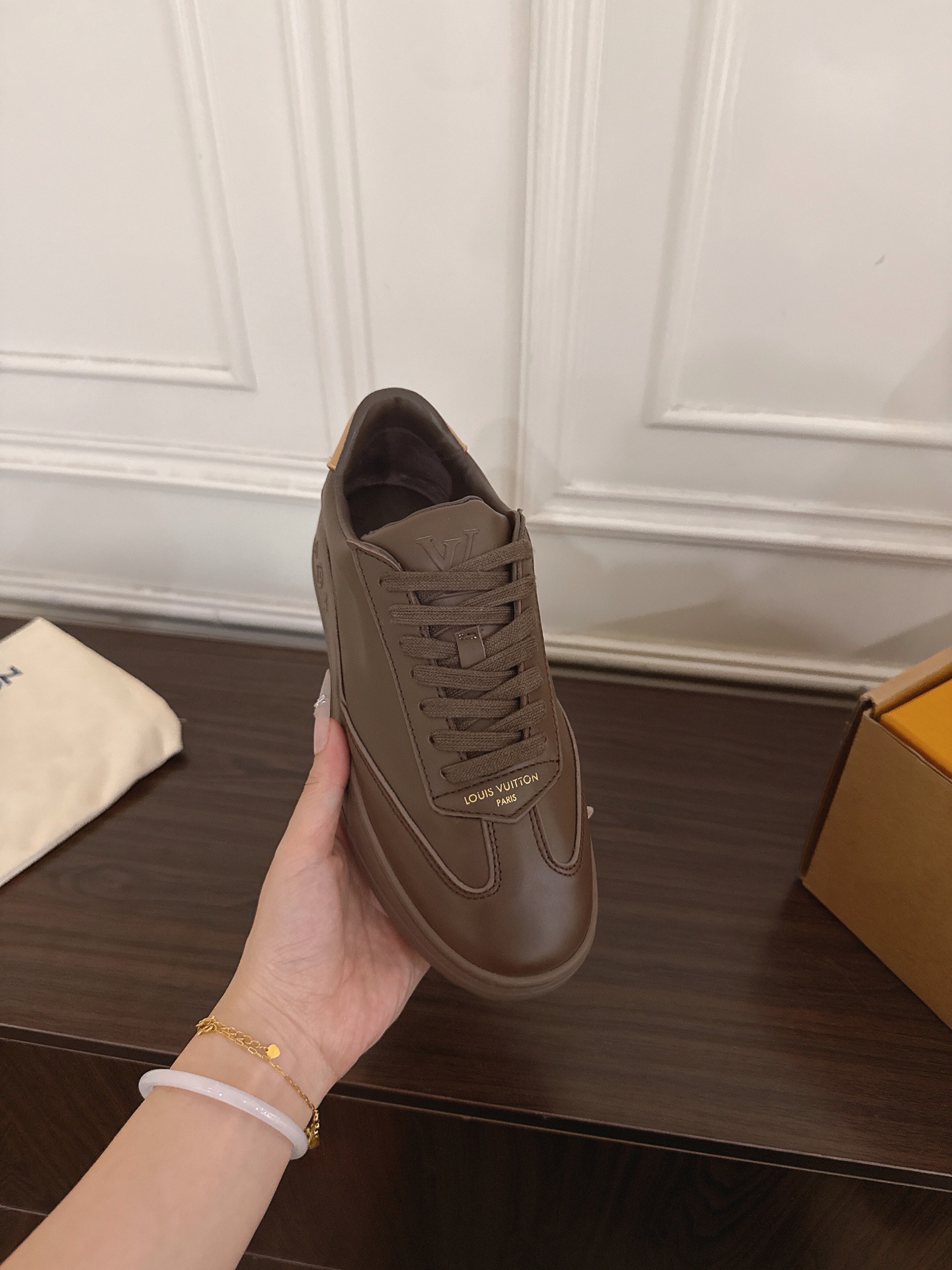 Louis Vuitton Sneakers
