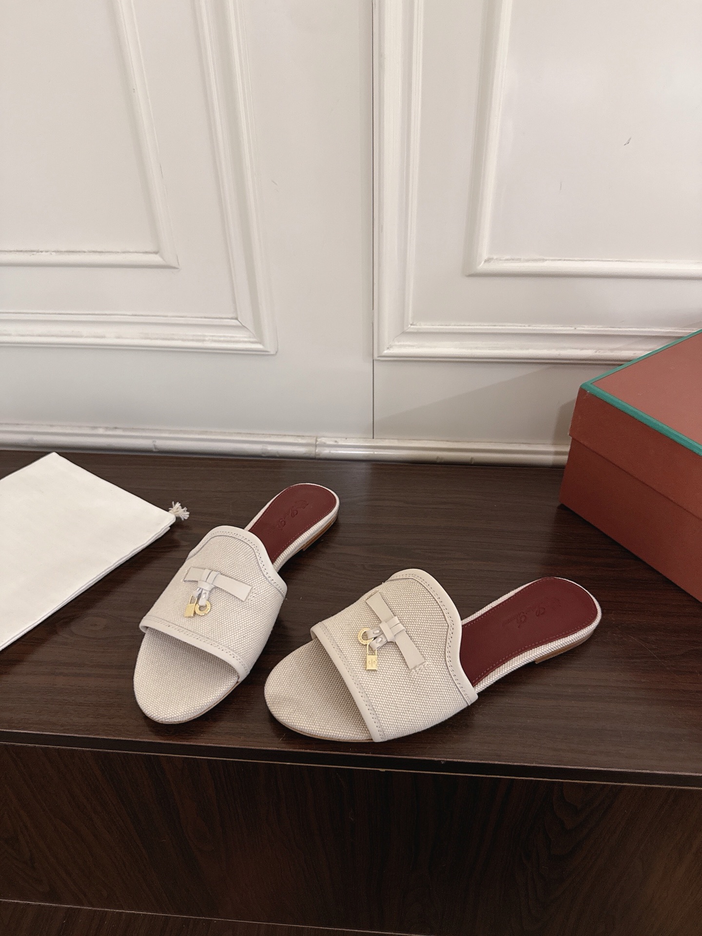 Loro Piana Slides