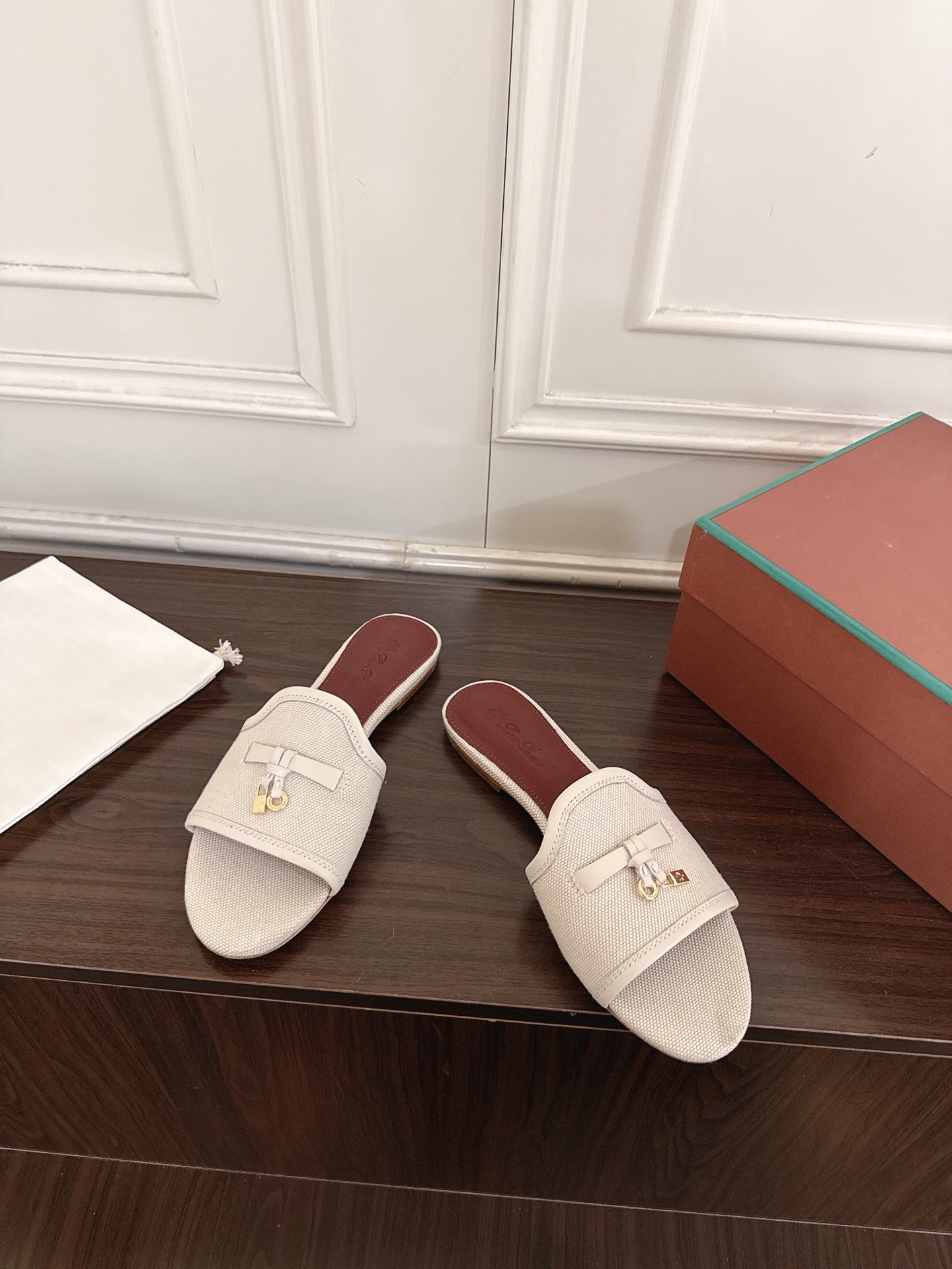 Loro Piana Slides