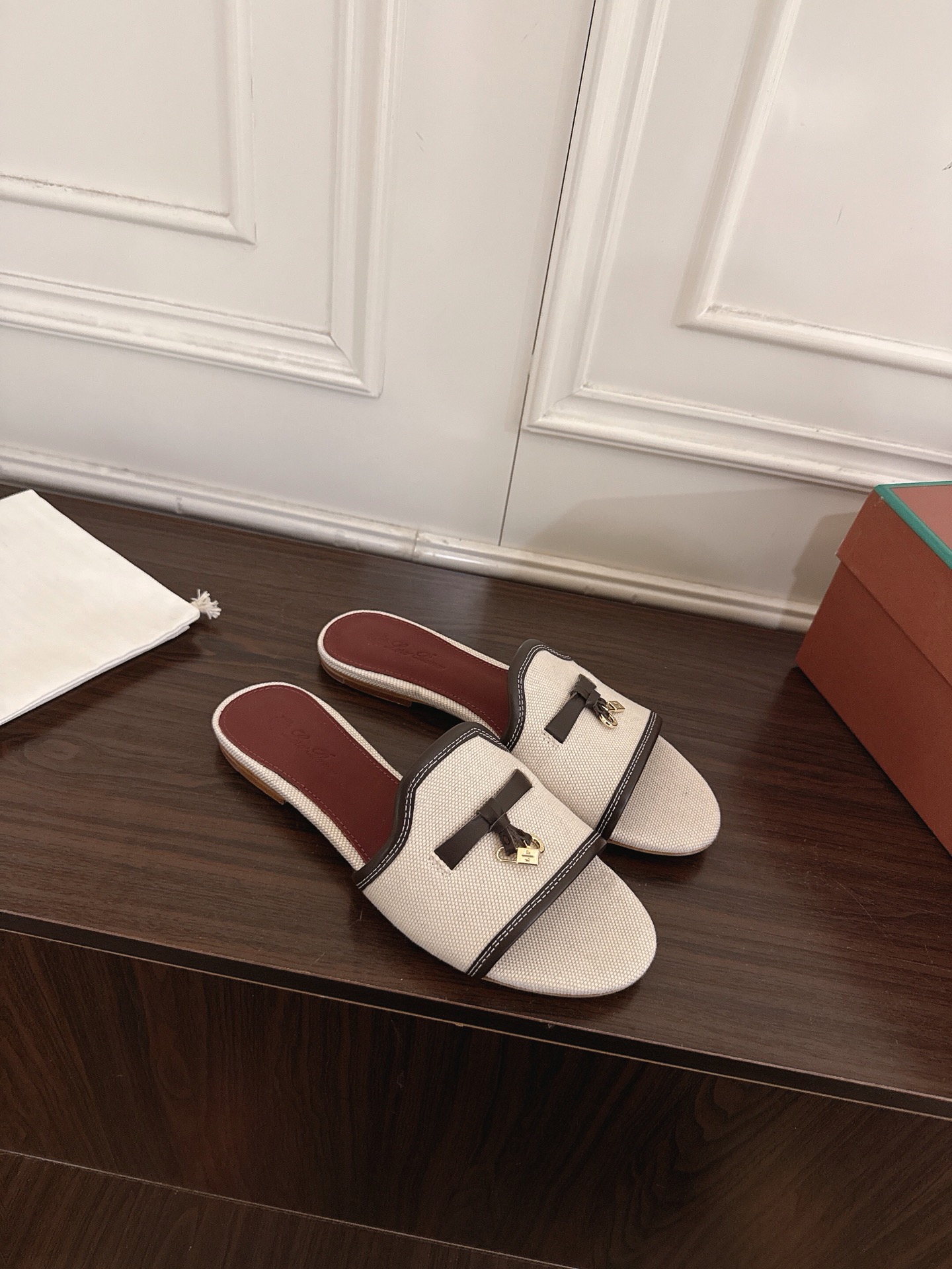 Loro Piana Slides