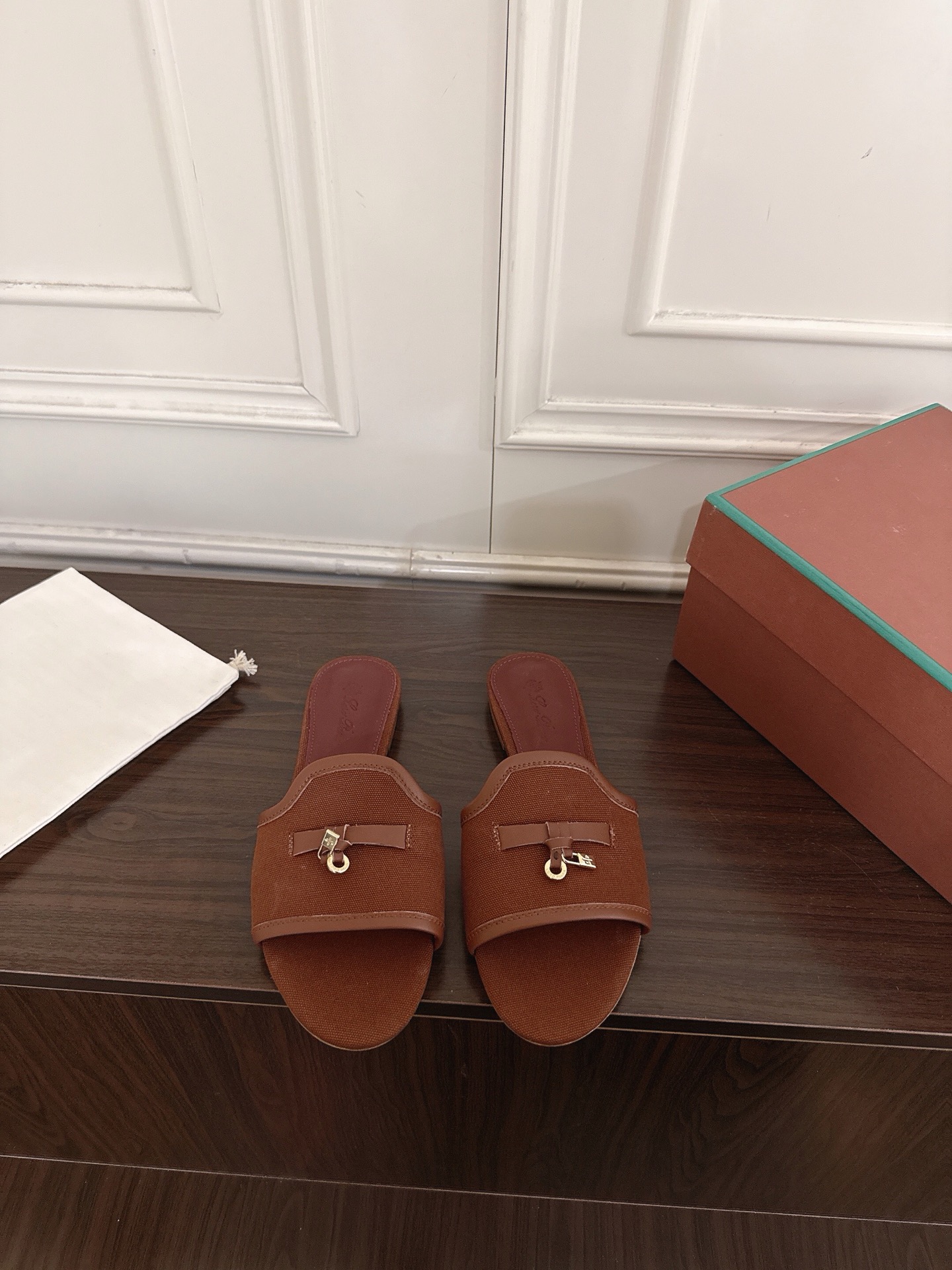 Loro Piana Slides