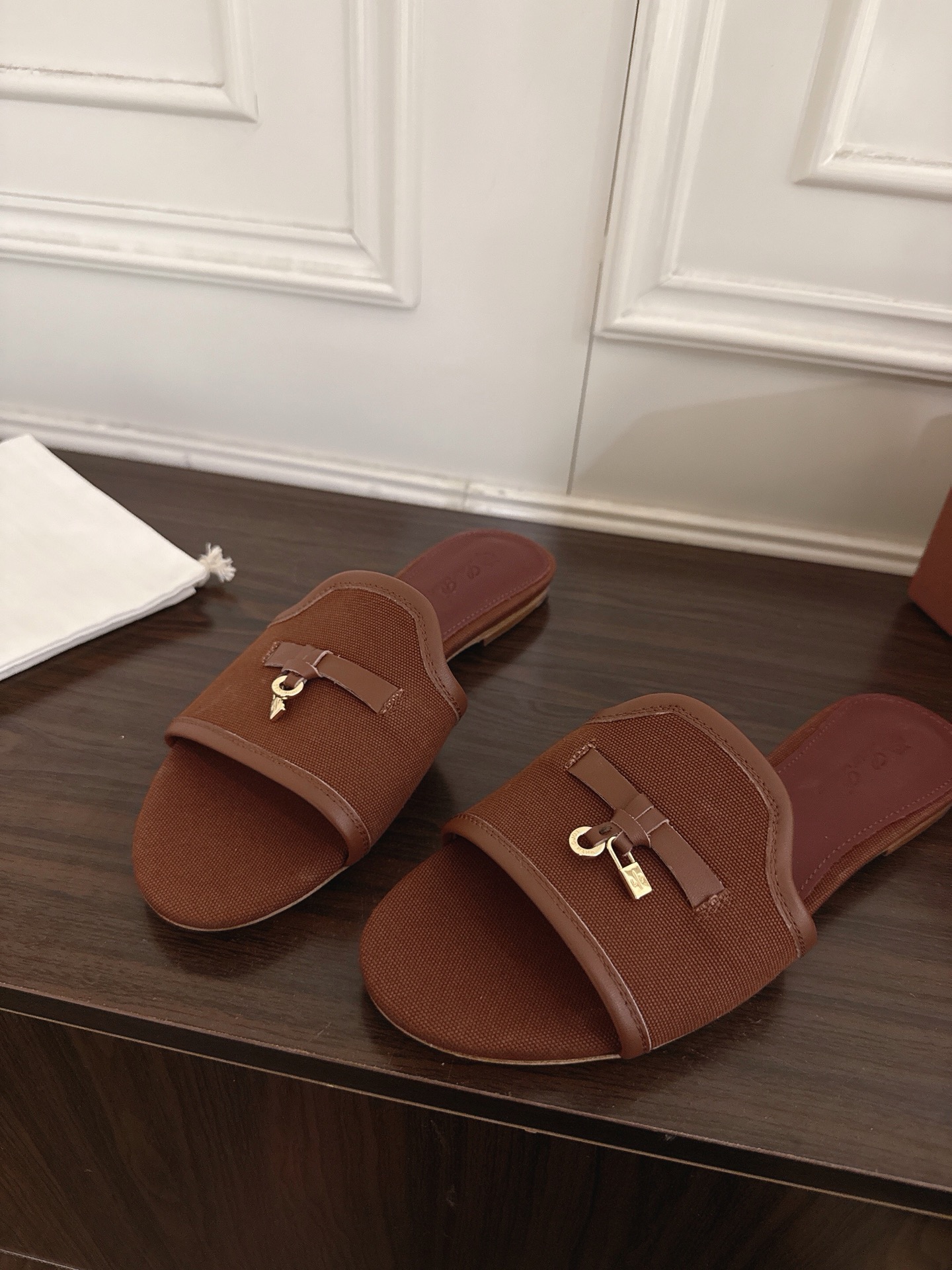 Loro Piana Slides