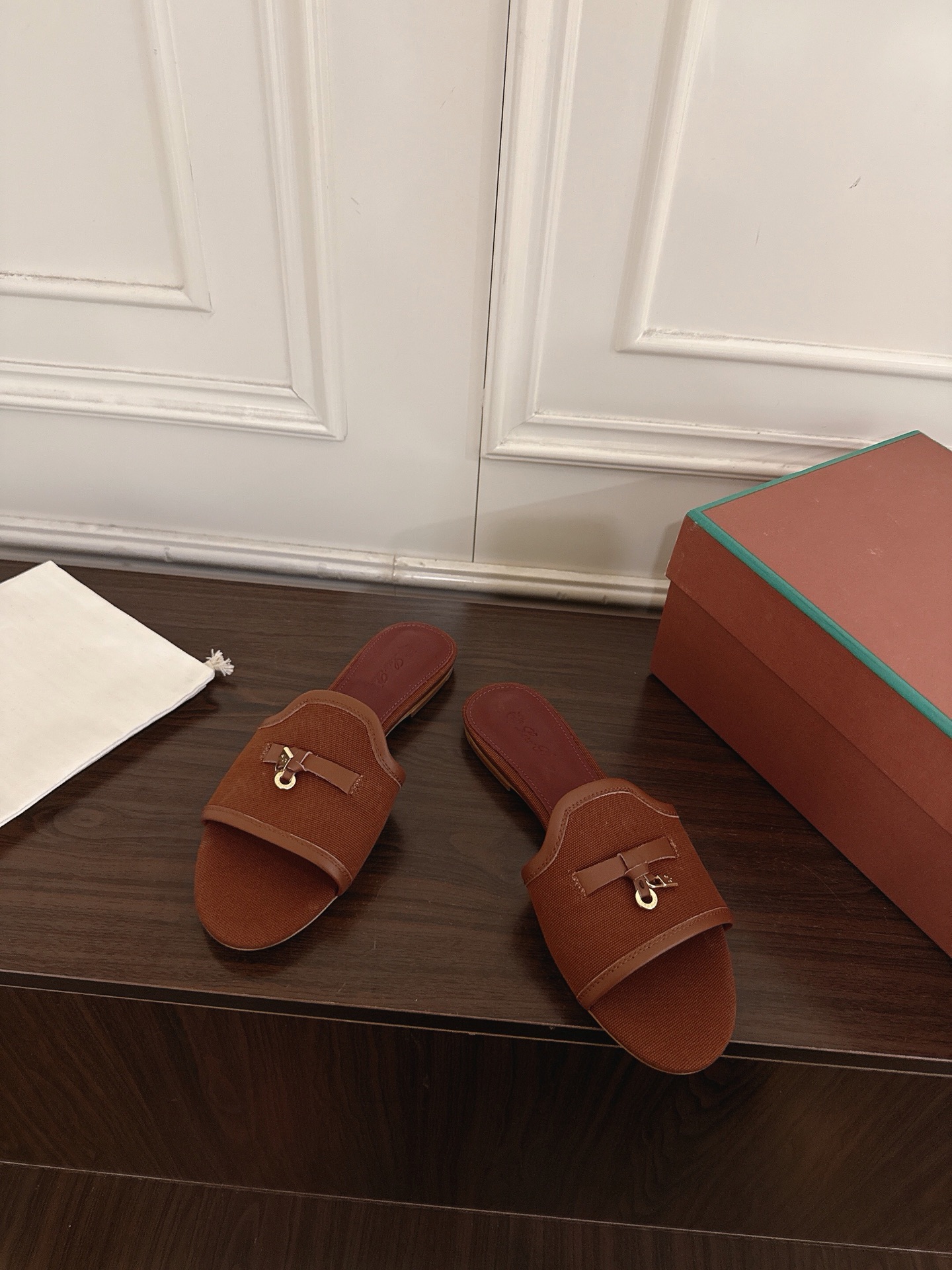 Loro Piana Slides