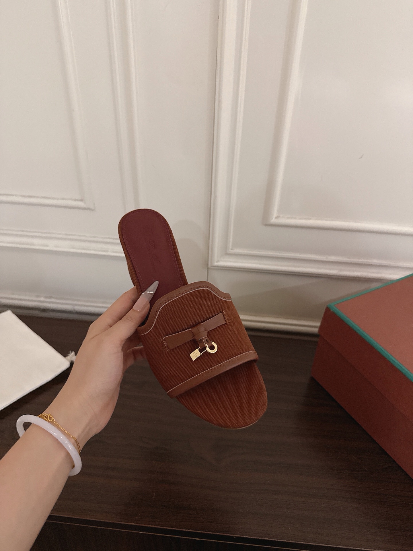Loro Piana Slides