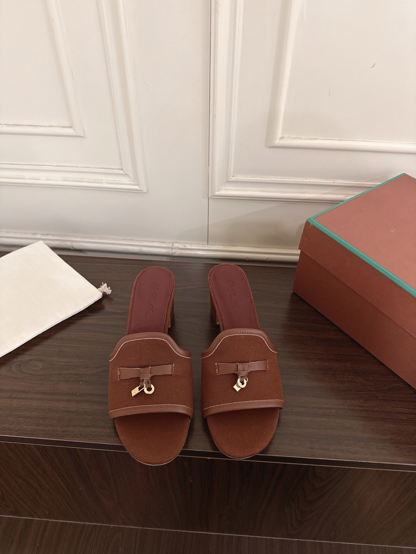 Loro Piana Slides
