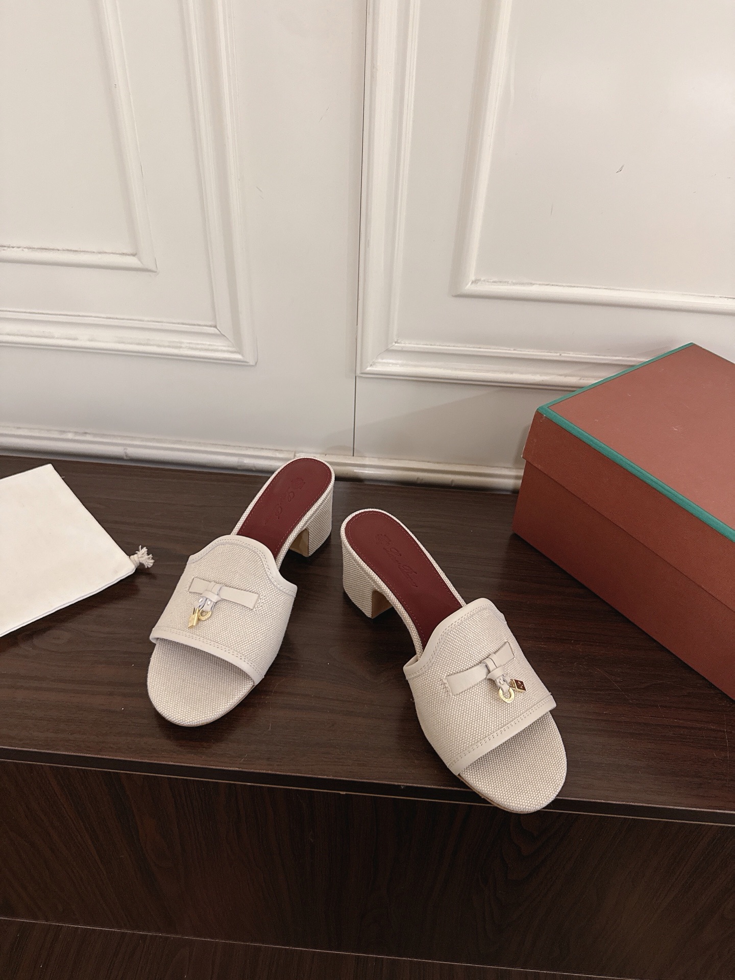 Loro Piana Slides