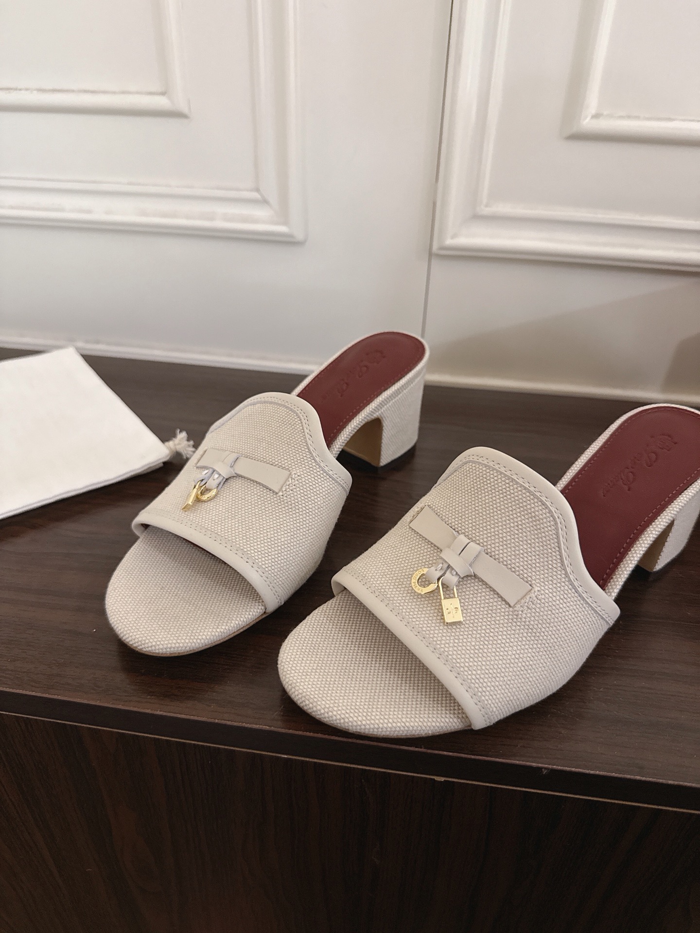 Loro Piana Slides