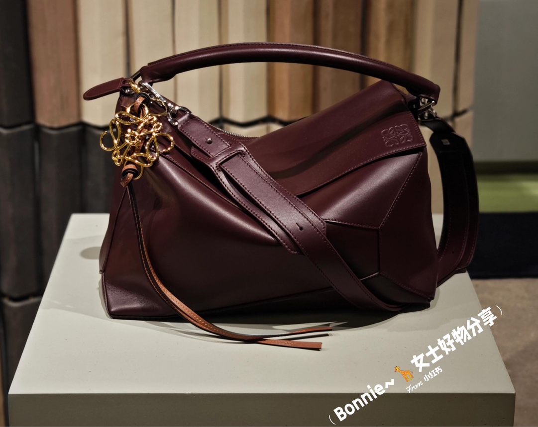 Loewe Puzzle New Large Wine Red Satchel, 33cm, Perfect Leather Luster 3 i1730475178 1302 8