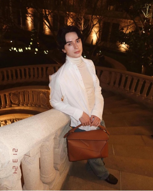 Bolso Puzzle Grande de Loewe en Piel de Becerro Caramel para Otoño 1 Bolso Puzzle Grande de Loewe en Piel de Becerro Caramel para Otoño