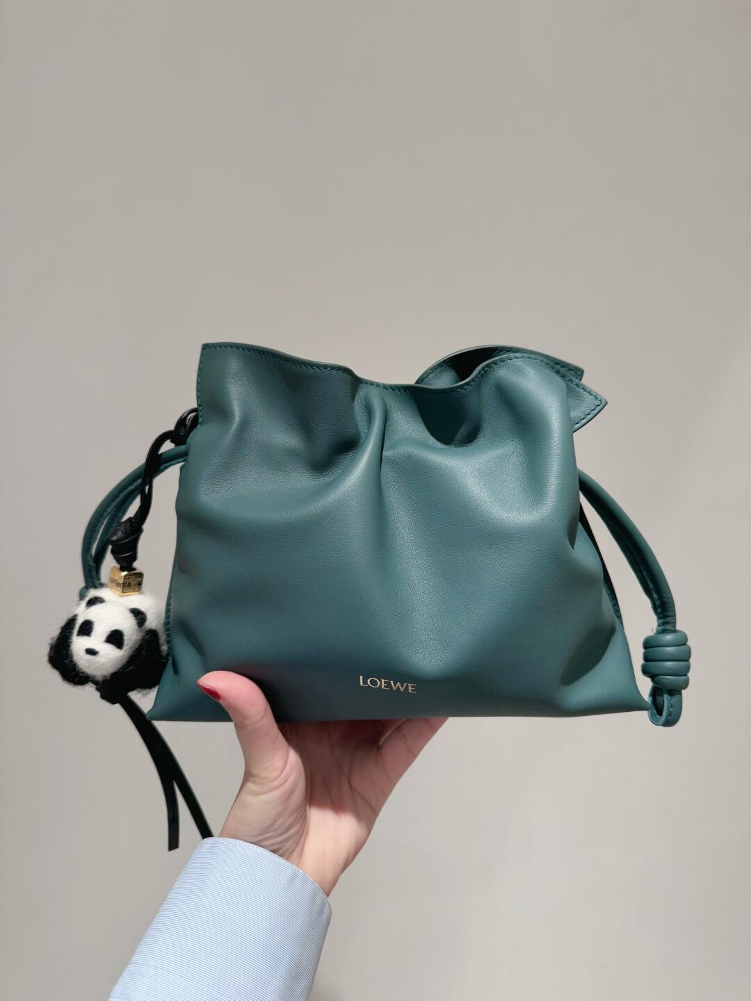 Loewe New Color Drawstring Bag in Vetiver Green, Luxury Leather Handbag 10 i1734763061 1018 2