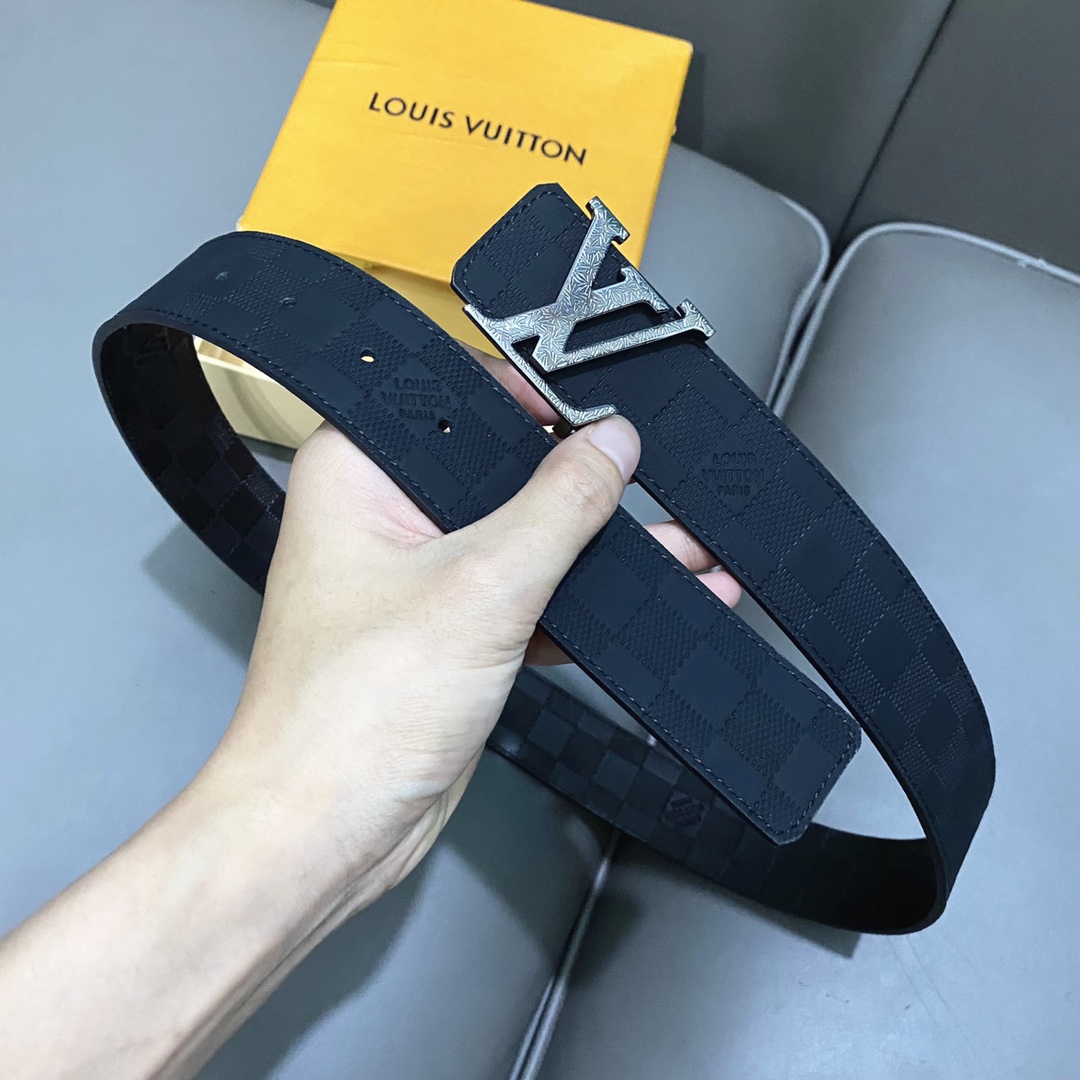 Louis Vuitton Belts Lattice Gold Hardware Calfskin Cowhide
