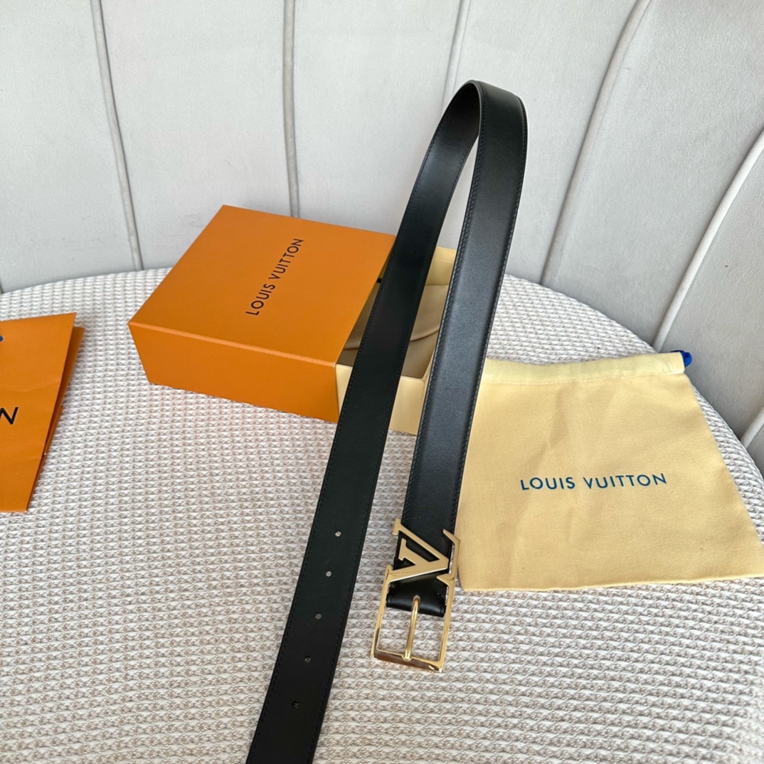 Louis Vuitton AAA+
 Belts Men Calfskin Cowhide