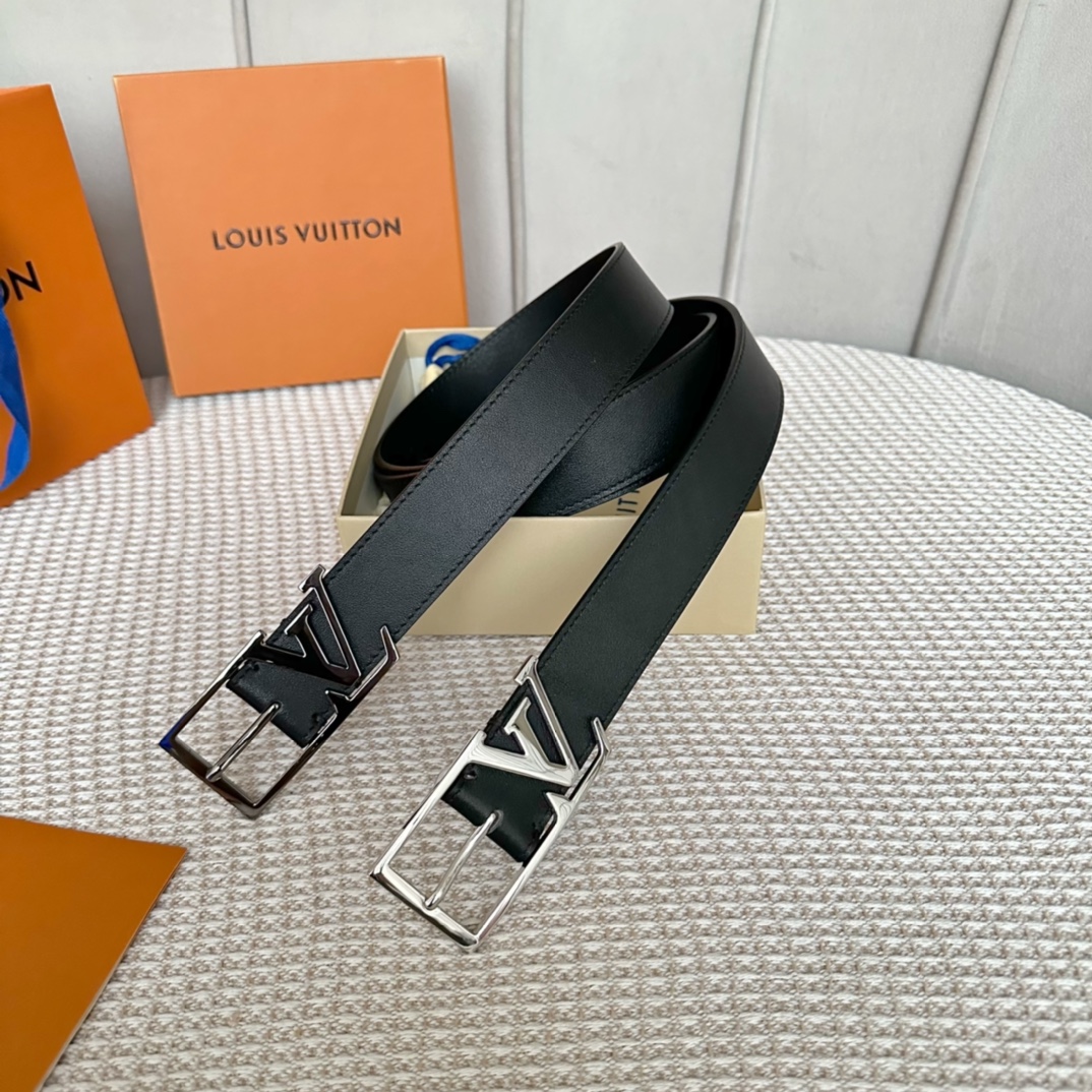 Louis Vuitton Belts Men Calfskin Cowhide