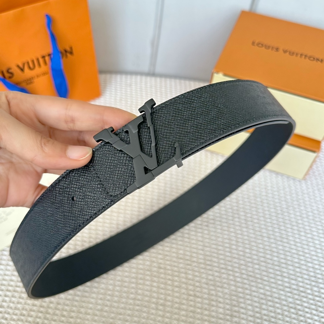 Louis Vuitton Belts Calfskin Cowhide