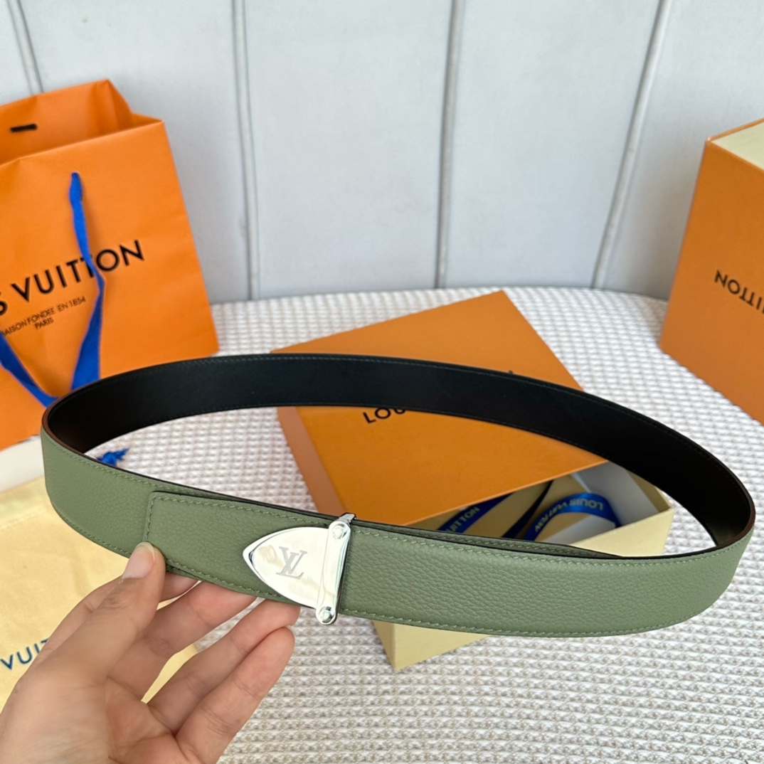 Louis Vuitton Belts