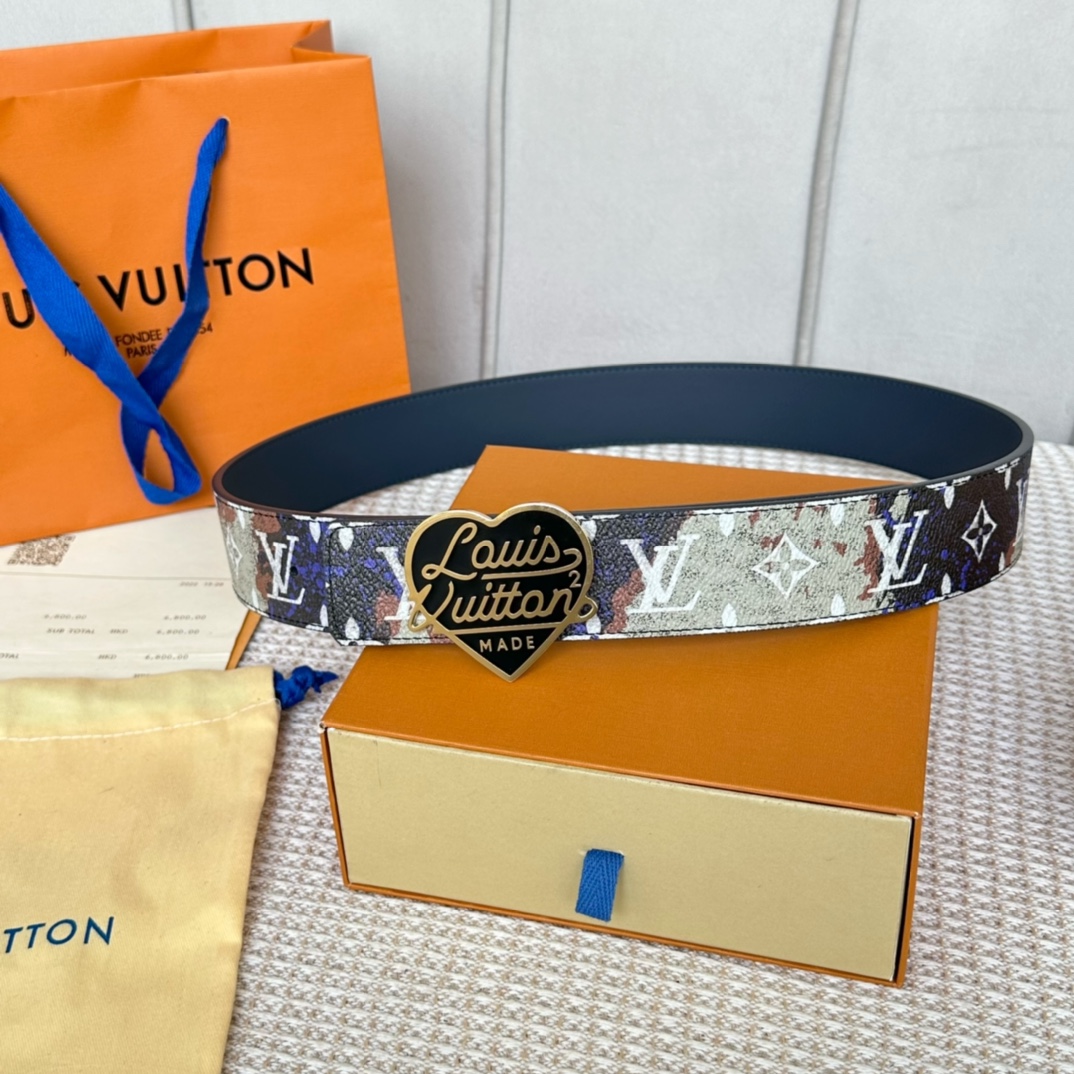 Louis Vuitton 7 Star
 Belts Pink Canvas