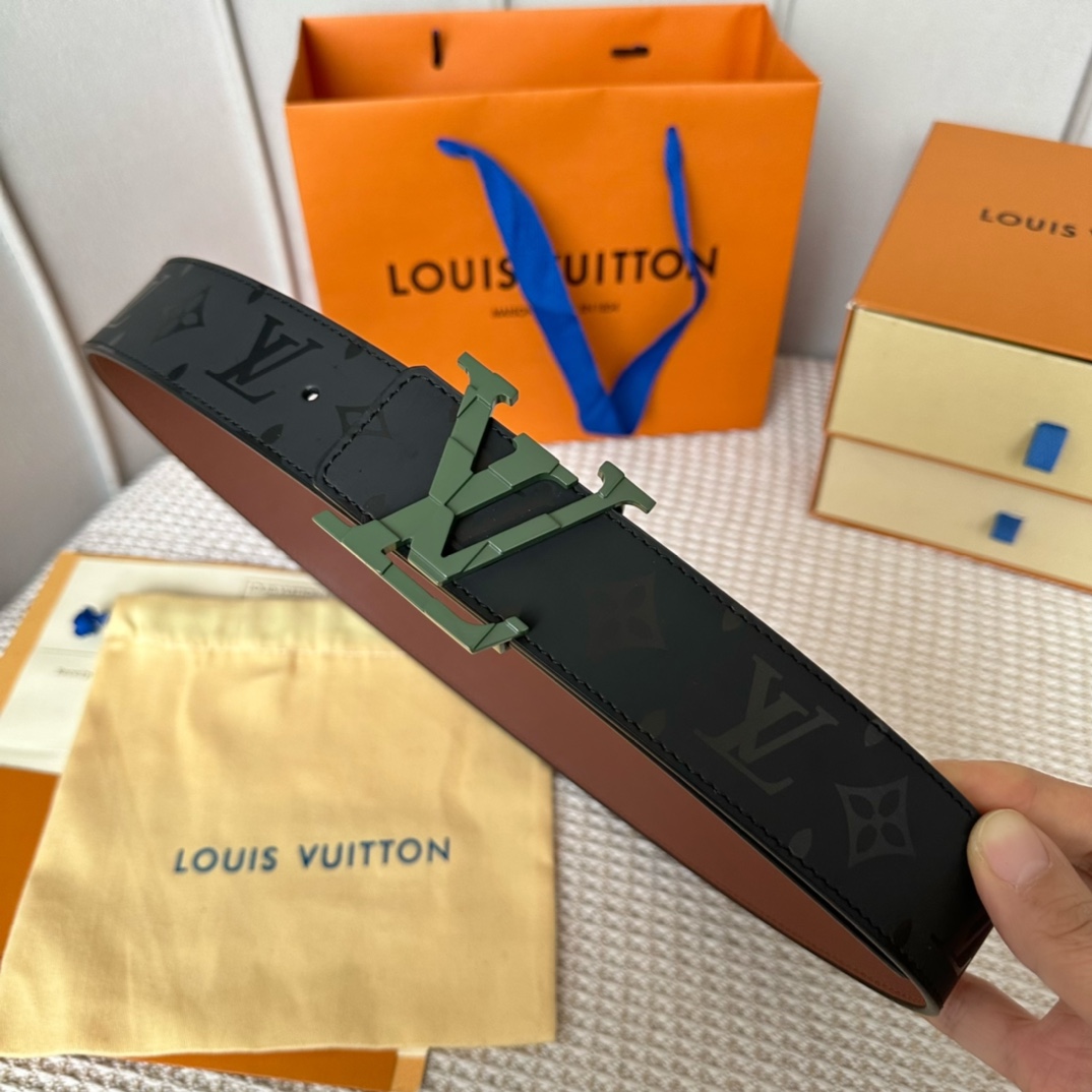 Louis Vuitton Belts Counter Quality
 Splicing Patent Leather Spring/Summer Collection