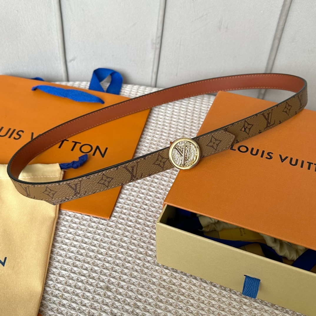 Top Sale
 Louis Vuitton Belts Women Calfskin Cowhide