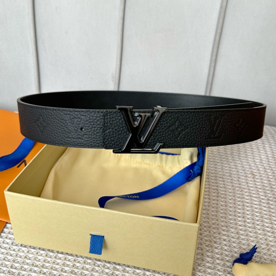 Louis Vuitton Belts Calfskin Cowhide