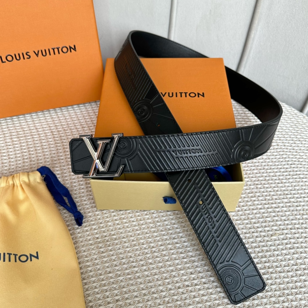 Louis Vuitton Belts Calfskin Cowhide