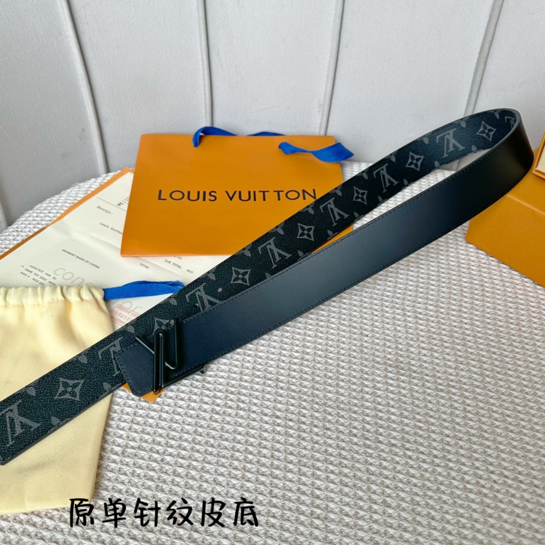寬40mm驢家新品寬度40mm驢家SS早春新品腰帶系列意大利原廠皮料扣頭採用最新款鋼扣五金效果工藝全方位