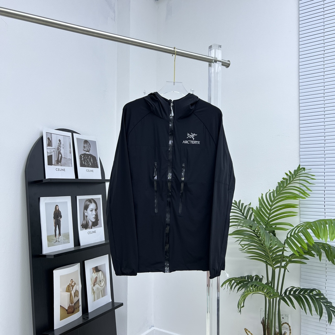 Arc’teryx Comprar
 Abrigos y chaquetas Ropa de protección solar Negro Morado Empalme Nylon Colección de verano Blusa con capucha
