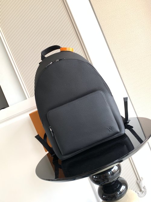 Louis Vuitton Discovery Backpack: Stylish & Functional for Everyday Essentials 7 Louis Vuitton Discovery Backpack: Stylish & Functional for Everyday Essentials