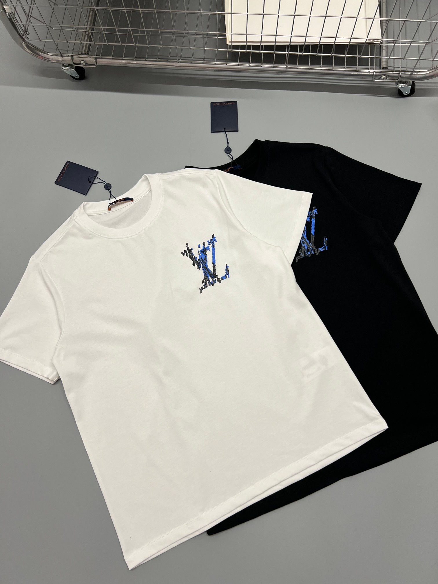 Louis Vuitton Clothing T-Shirt Black White Printing Unisex Cotton Short Sleeve