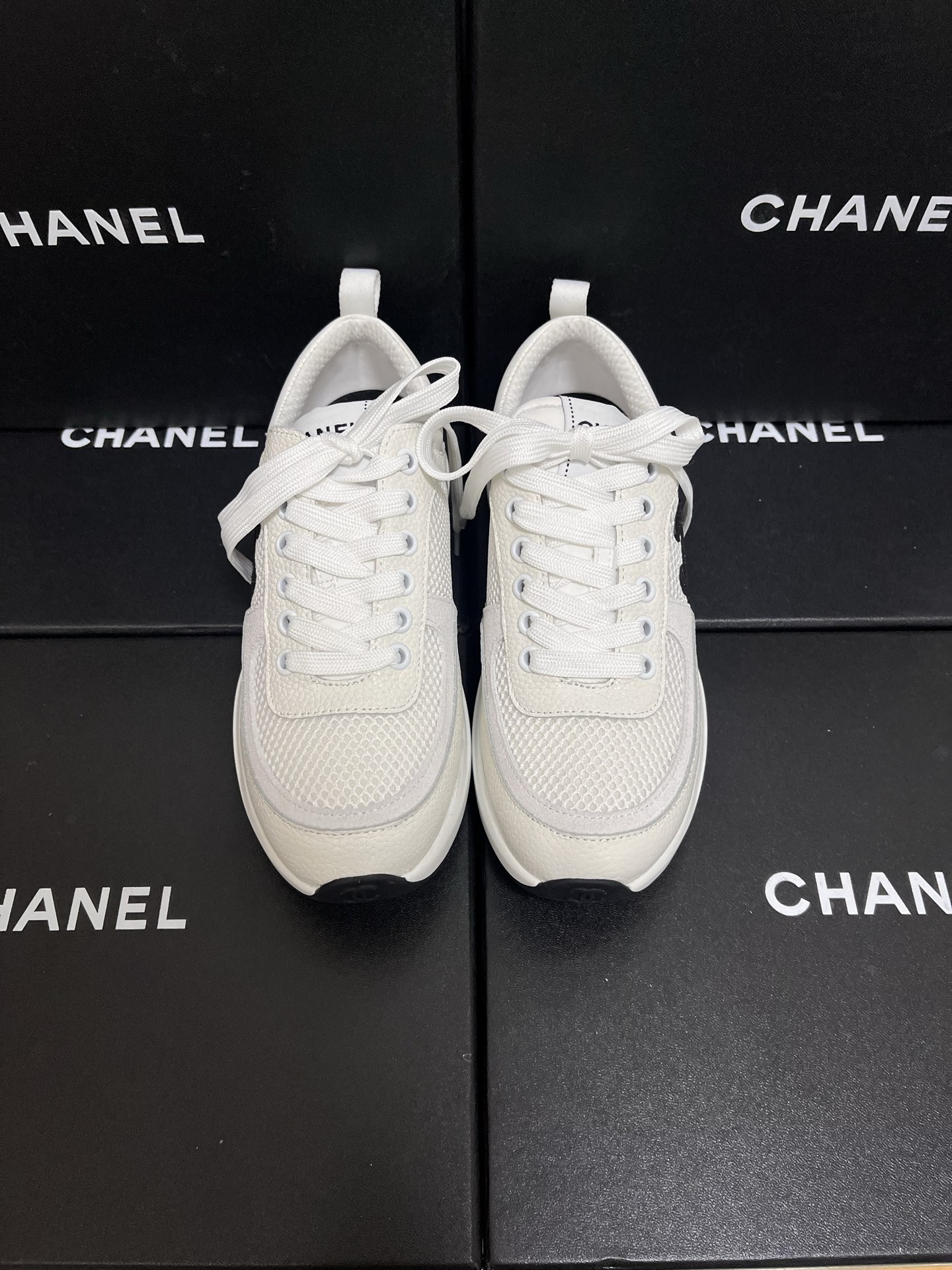 NO:222703,*Classic mesh color-blocking sneakers | Full set of packaging and purchasing grade quality Material and craftsmanship Original mesh suede/litchi pattern cowhide Original special brie Original combination sole (non-garbage integrated sole) Size35-41 (40.41 customization without return), casual shoes/sports, sneakers, cowhide, chamois leather19860909*经典网面拼色运动鞋 ｜全套包装代购级别品质 材质与工艺 原版网面拼麂皮/荔枝纹牛皮 原版特殊布里 原版组合大底（非垃圾一体大底） Size35-41（40.41定制不退换）,休闲鞋/运动鞋,sneakers,cowhide,chamois leather,Women's Shoes