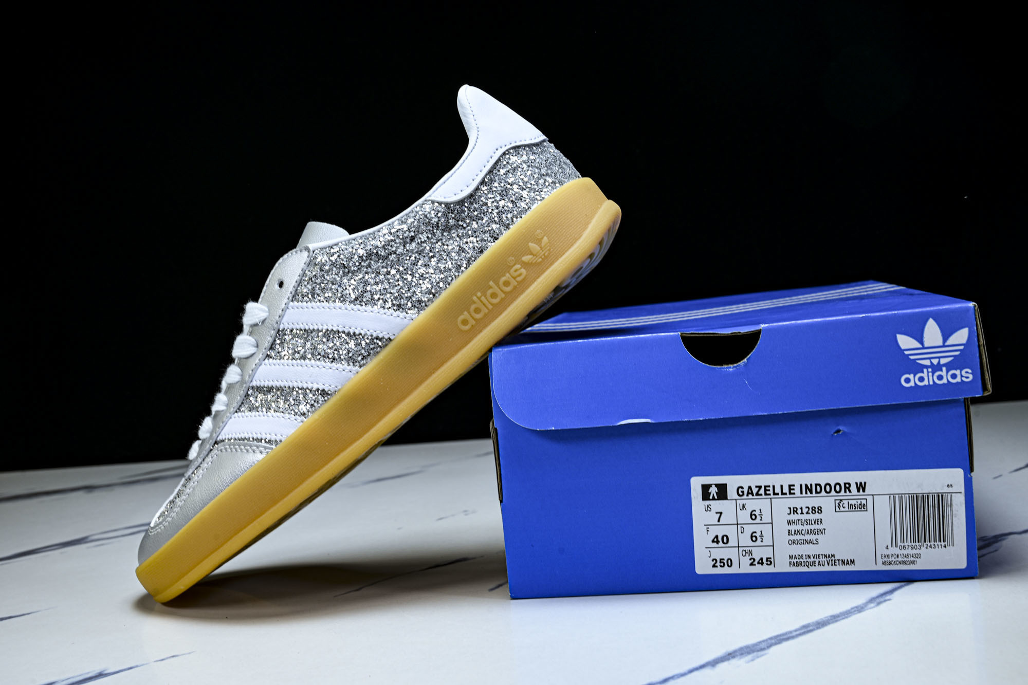 Adidas Originals GAZELLE INDOOR DIY 三叶草复古休闲防滑耐磨低帮板鞋亮