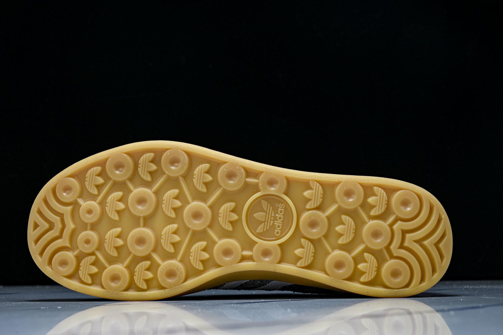 Adidas Originals GAZELLE INDOOR DIY 三叶草复古休闲防滑耐磨低帮板鞋亮