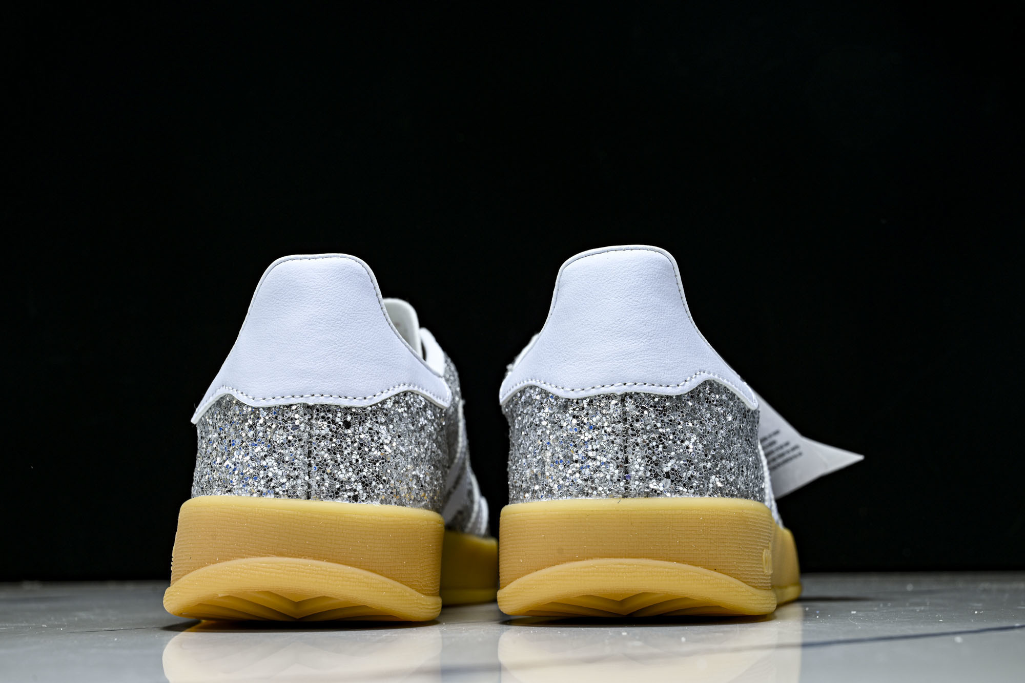 Adidas Originals GAZELLE INDOOR DIY 三叶草复古休闲防滑耐磨低帮板鞋亮