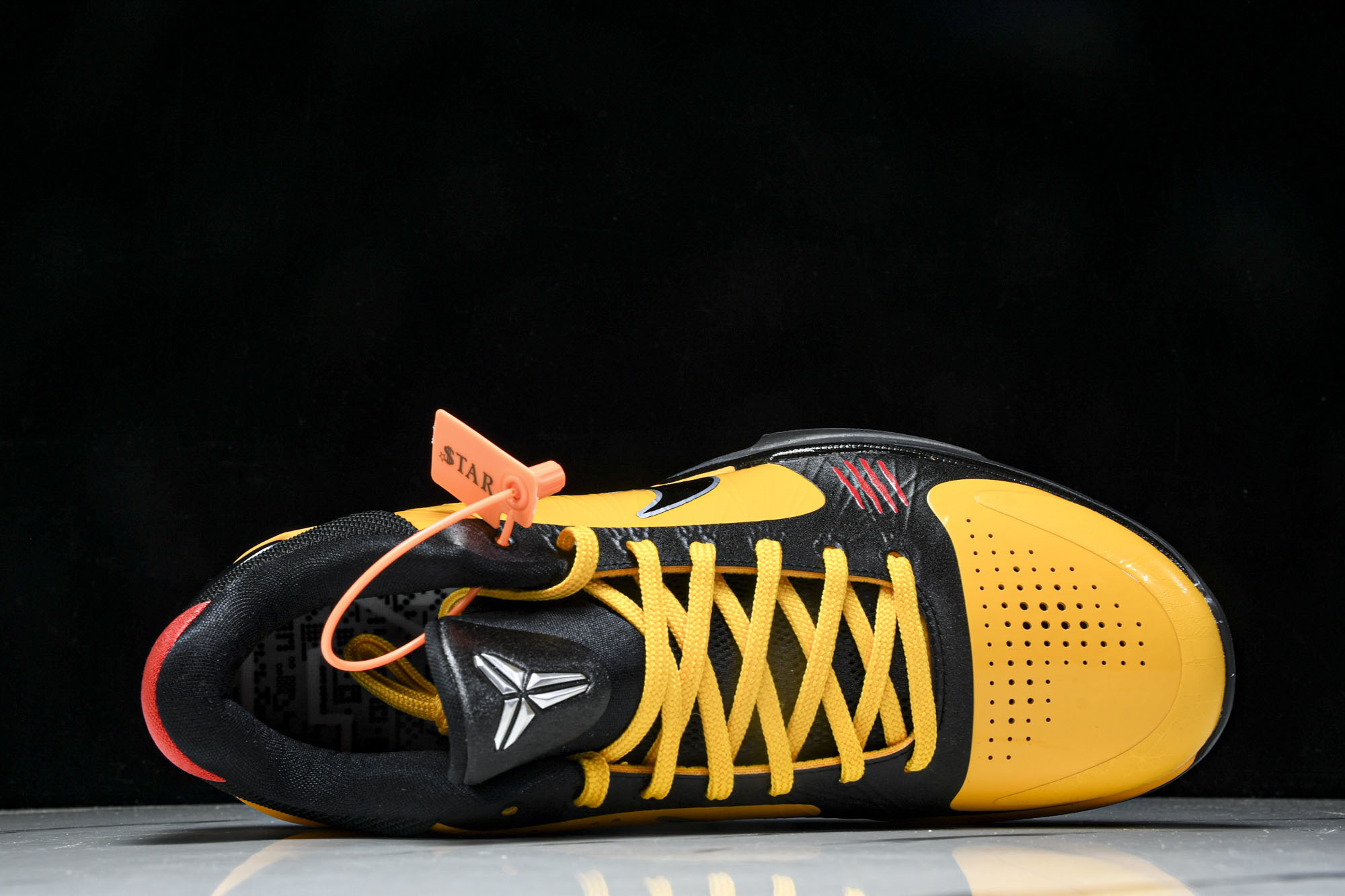 NK Kobe 5 Protro‘Bruce Lee’黑黄 李小龙 CD4991-70040 40.5 