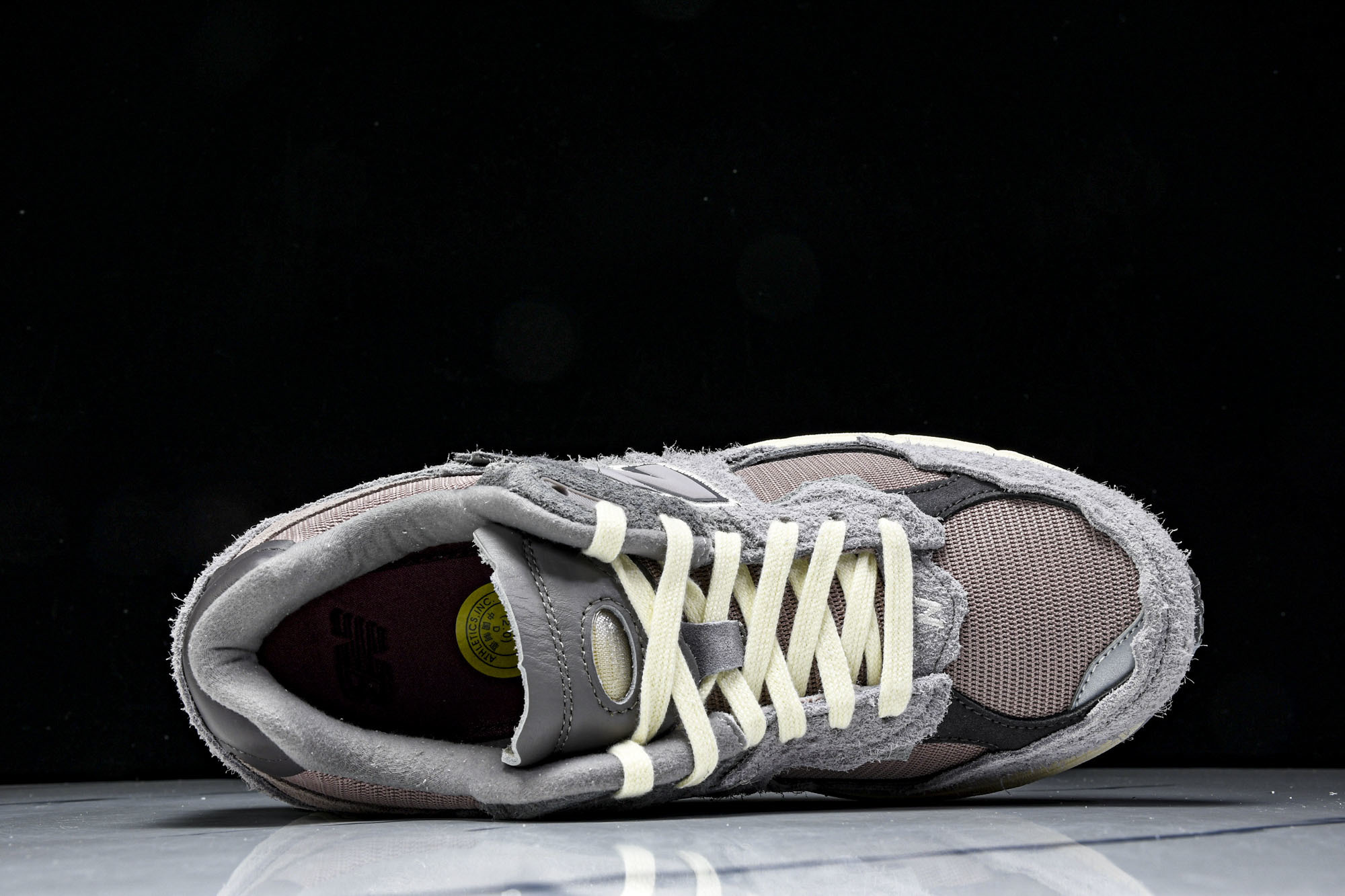 美产 New Balance 2002R ＂Reflned Future＂低帮复古休闲跑步鞋 灰紫 M2