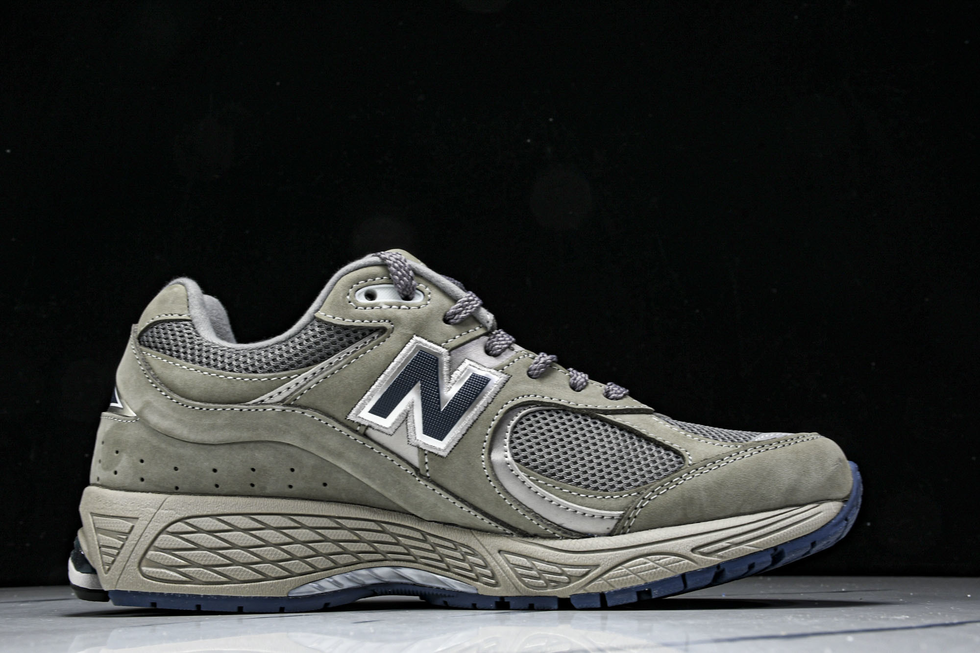 美产 New Balance 202R 经典百搭低帮复古休闲跑步鞋 经典灰 ML2002RAsize:3