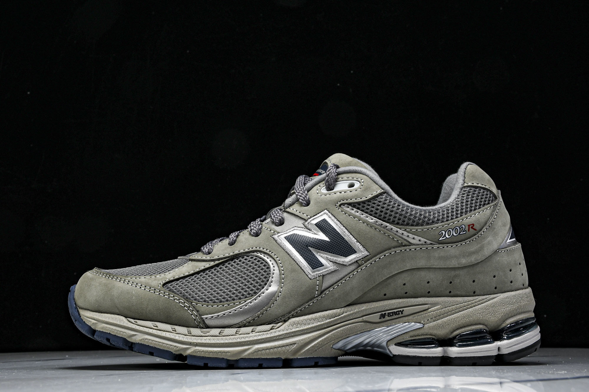 美产 New Balance 202R 经典百搭低帮复古休闲跑步鞋 经典灰 ML2002RAsize:3