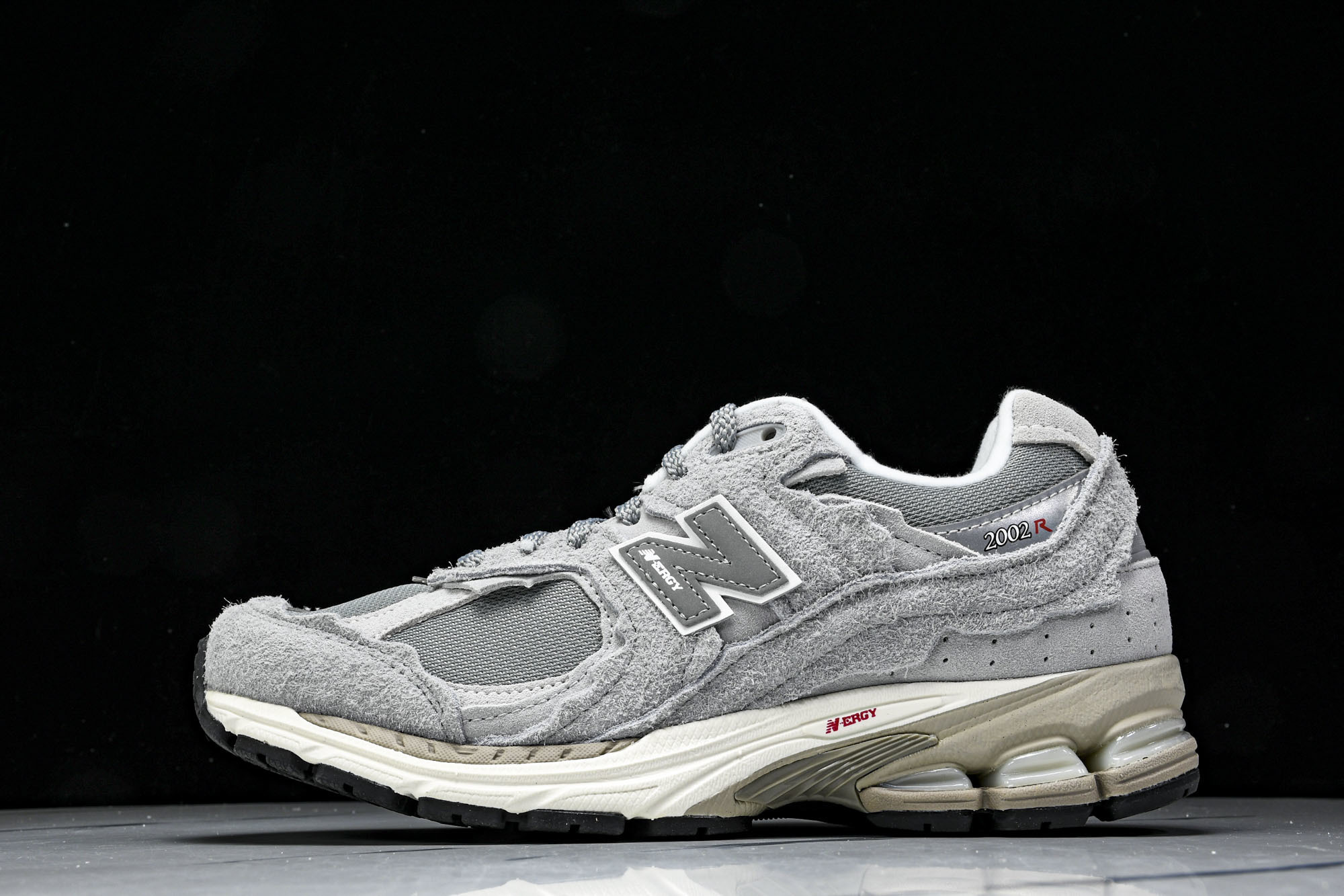 美产 New Balance 2002R ＂Reflned Future＂低帮复古休闲跑步鞋 青灰 M2
