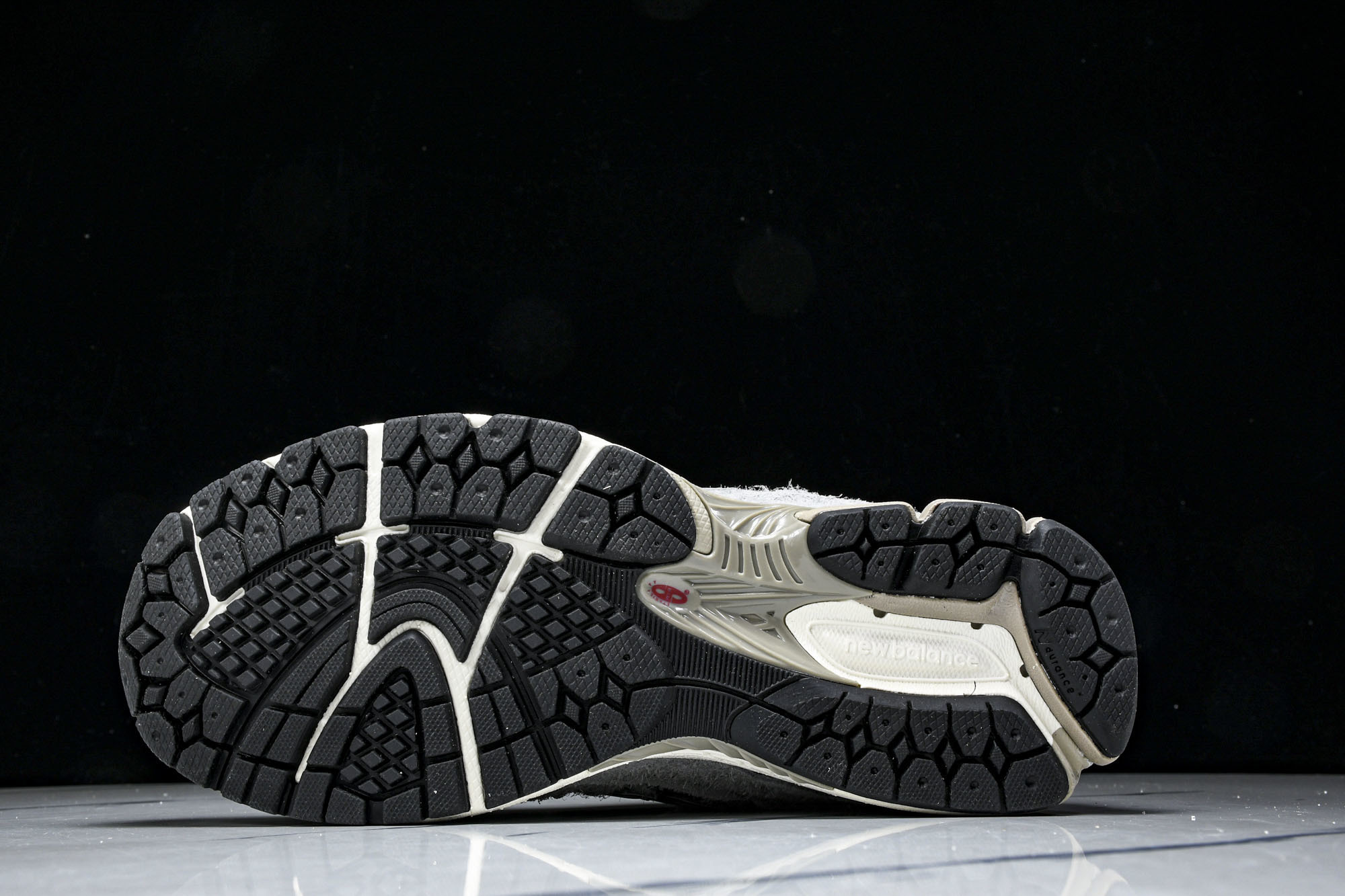 美产 New Balance 2002R ＂Reflned Future＂低帮复古休闲跑步鞋 青灰 M2