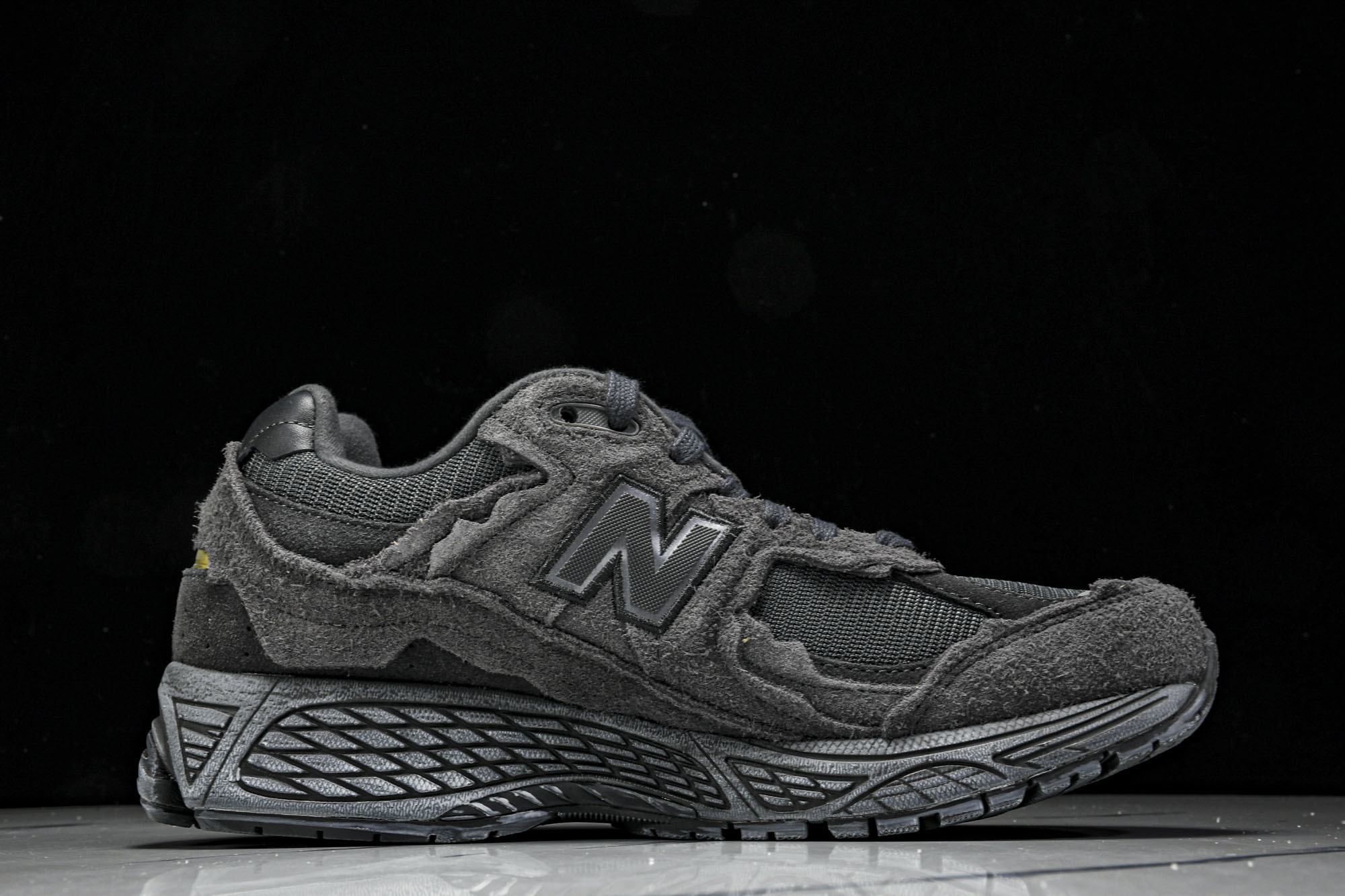 美产 New Balance 2002R ＂Reflned Future＂低帮复古休闲跑步鞋 深灰色 M