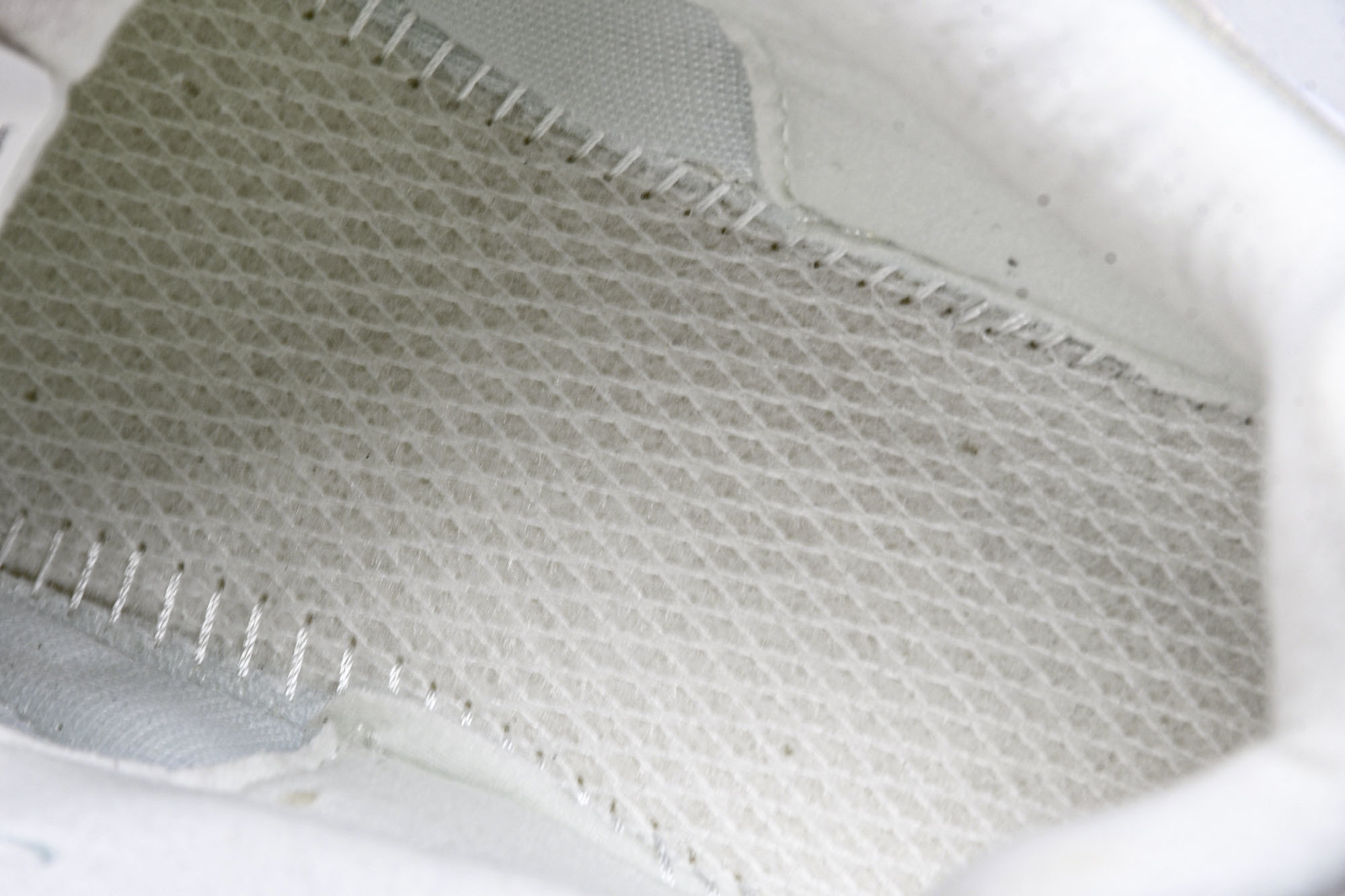 美产 New Balance 2002R ＂Reflned Future＂海盐白 ML2002RDCsi