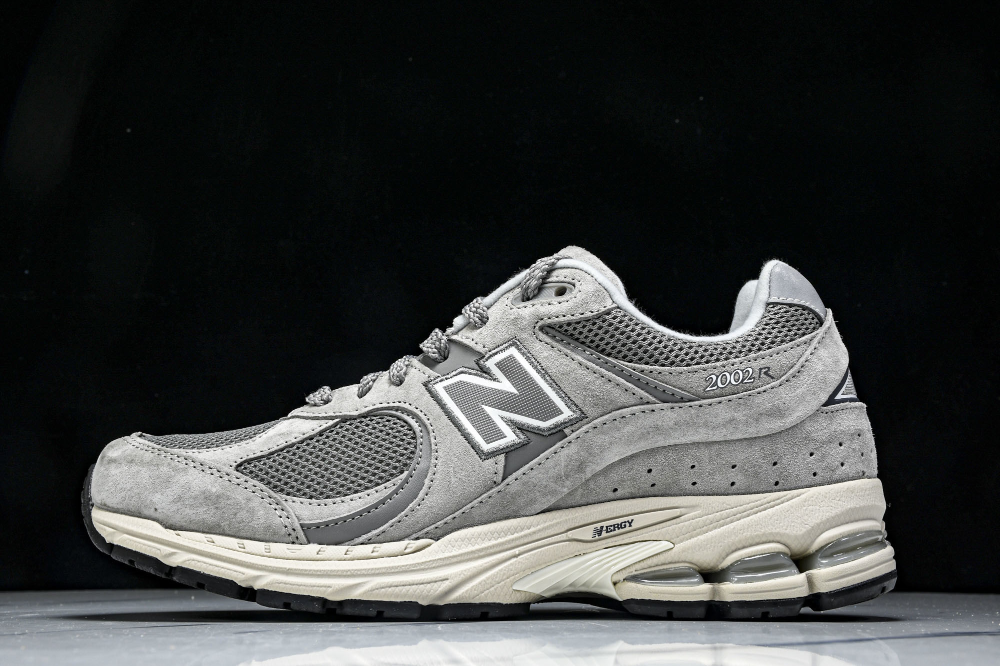 美产 New Balance 2002R ＂Reflned Future＂灰色 ML2002RCsize