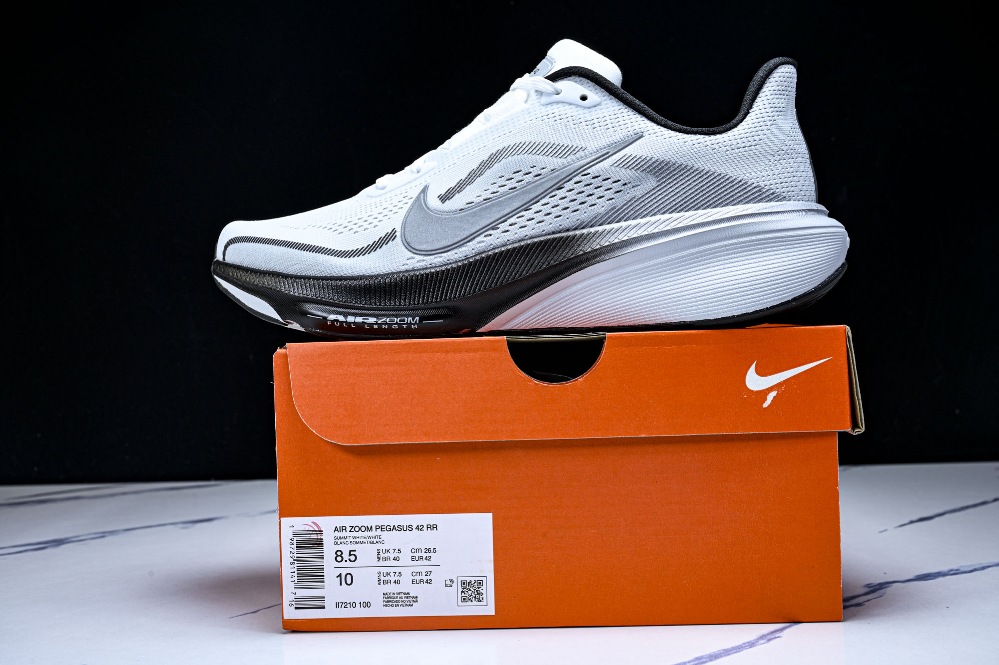 Nike Air Zoom Pegasus 42 耐克网面透气轻便耐磨跑鞋 II7210-100#混搭才